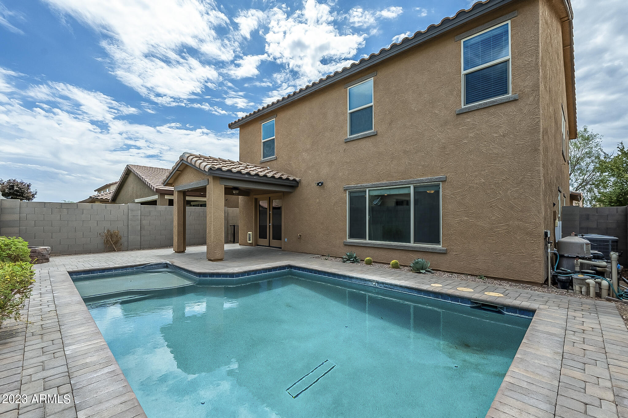 11924 W HONEYSUCKLE Court