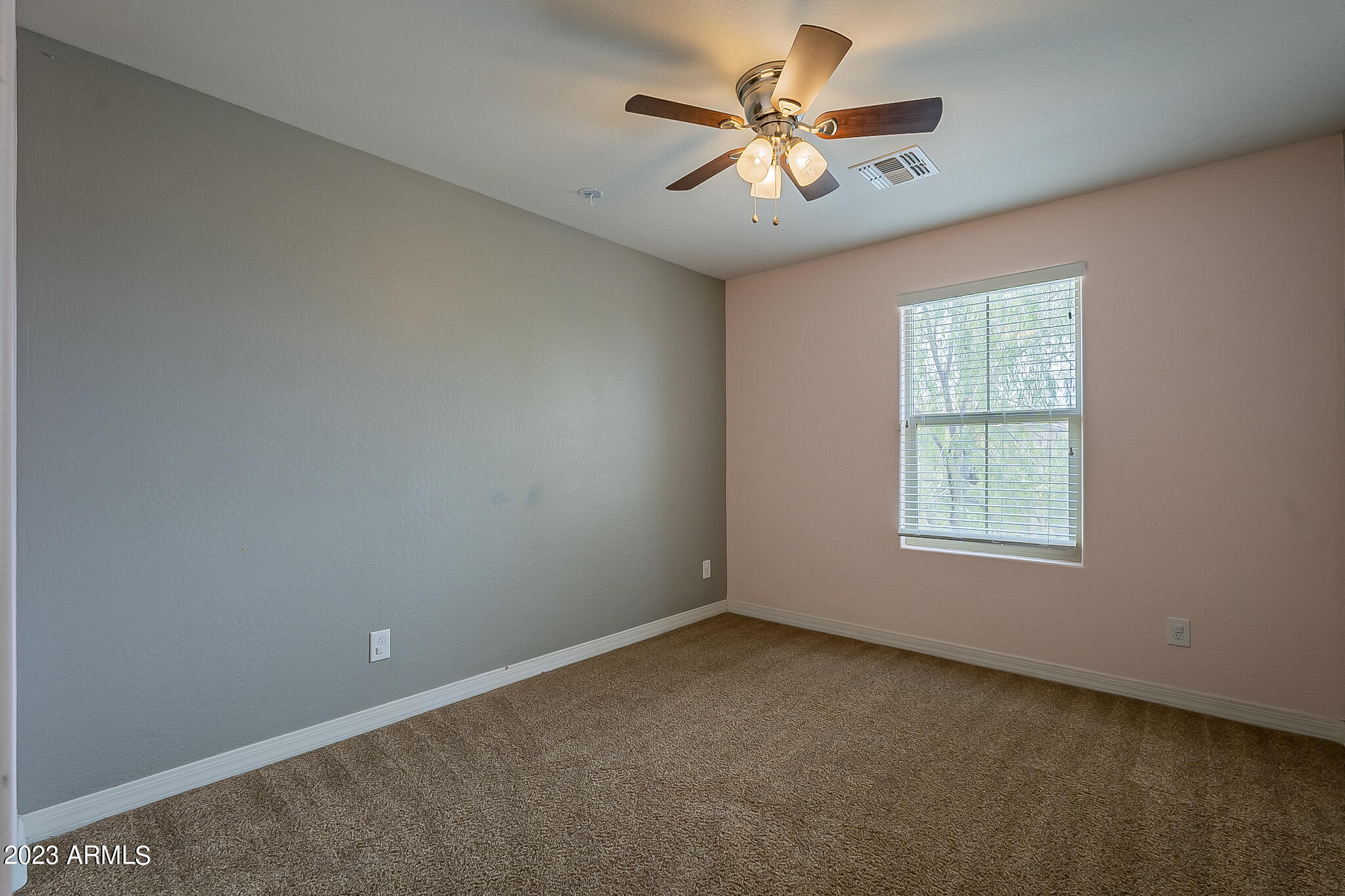 11924 W HONEYSUCKLE Court