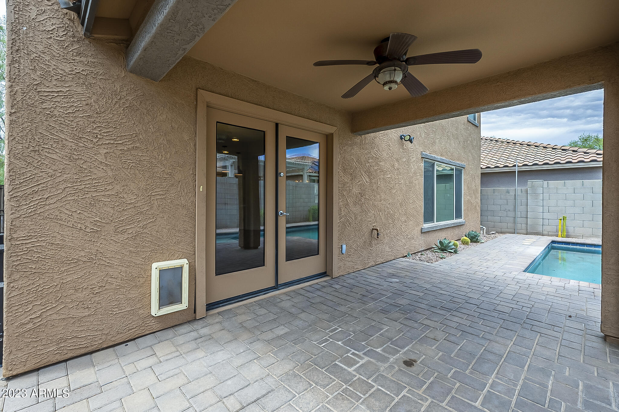 11924 W HONEYSUCKLE Court