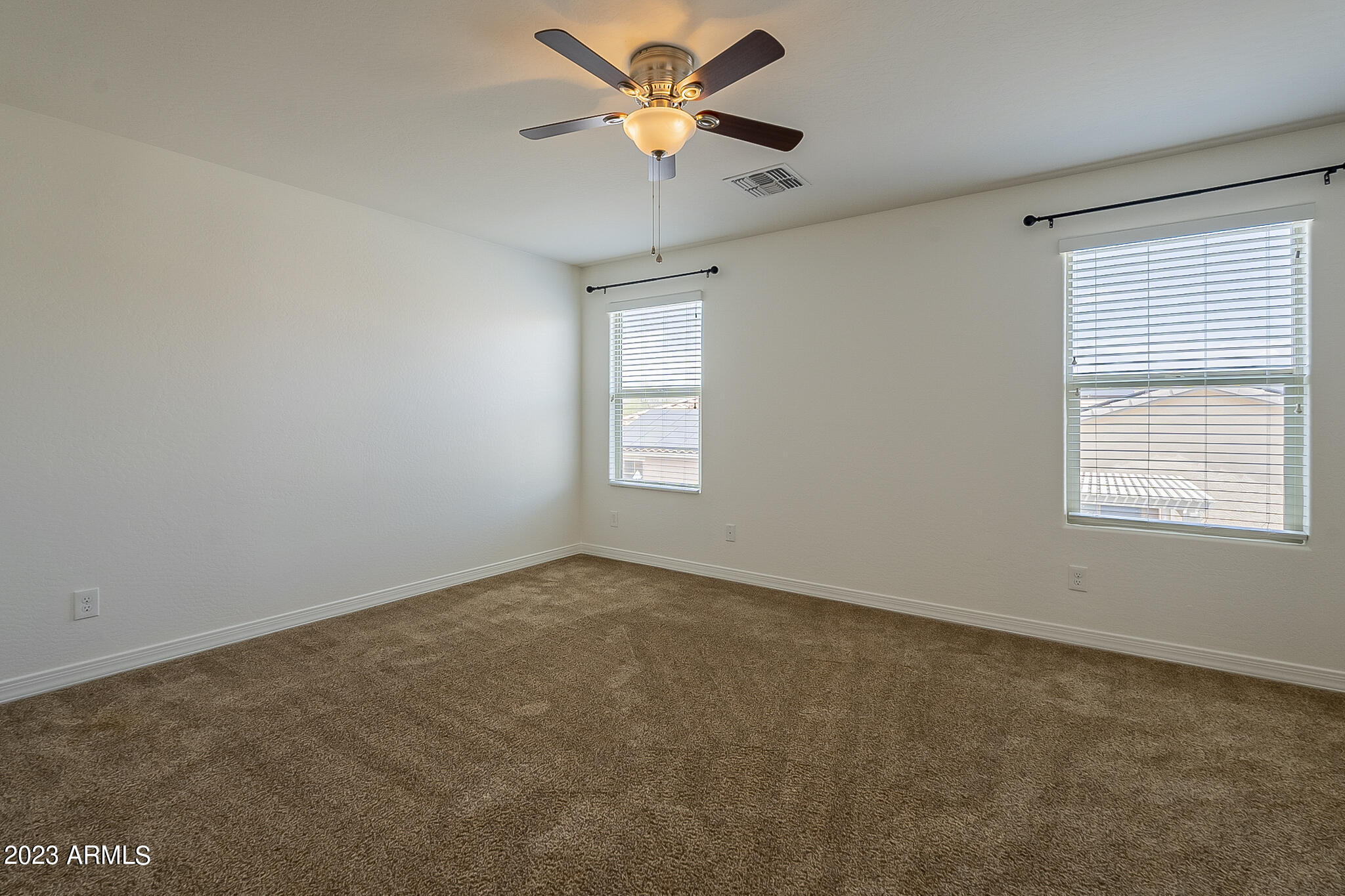 11924 W HONEYSUCKLE Court