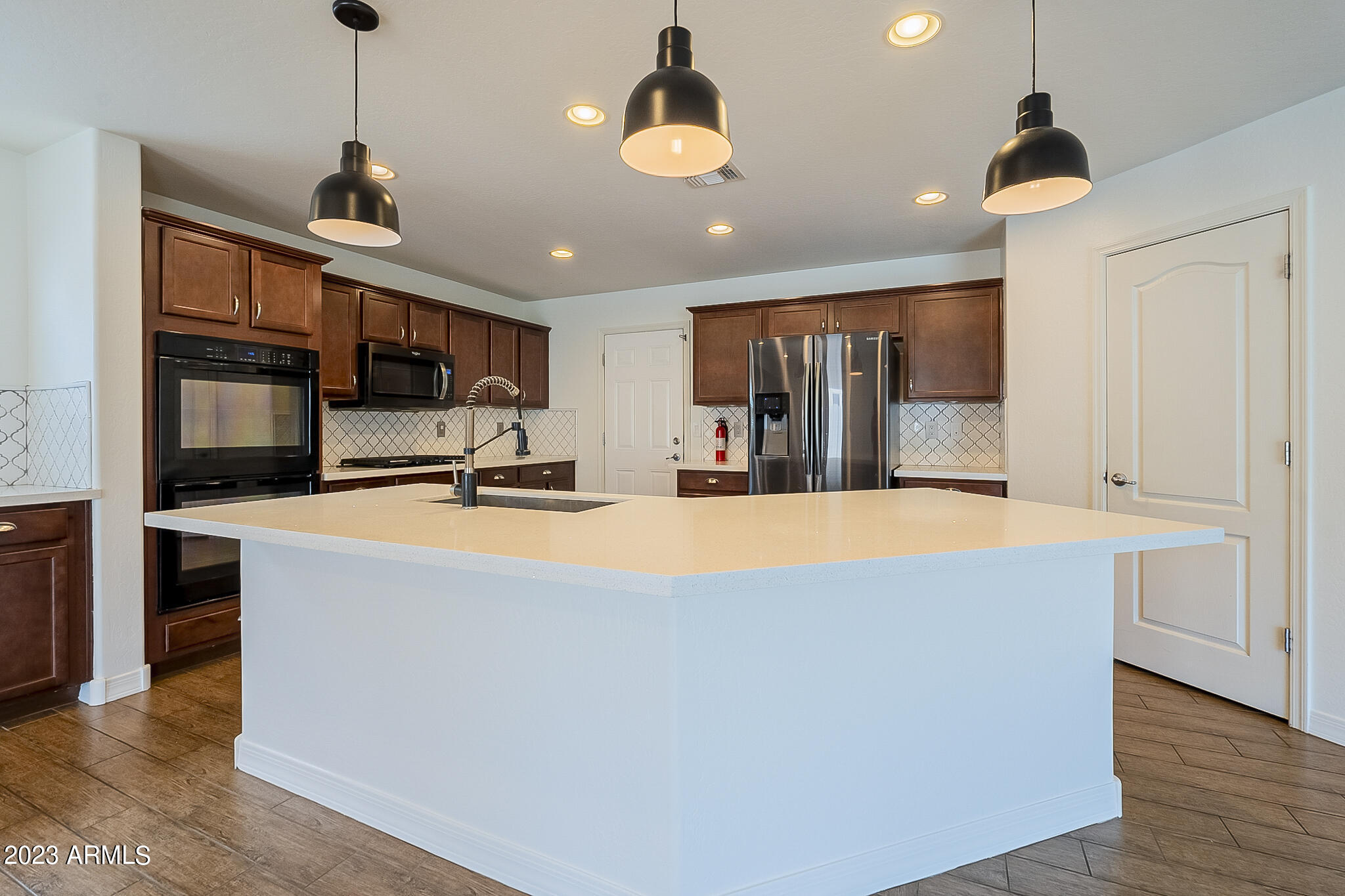 11924 W HONEYSUCKLE Court