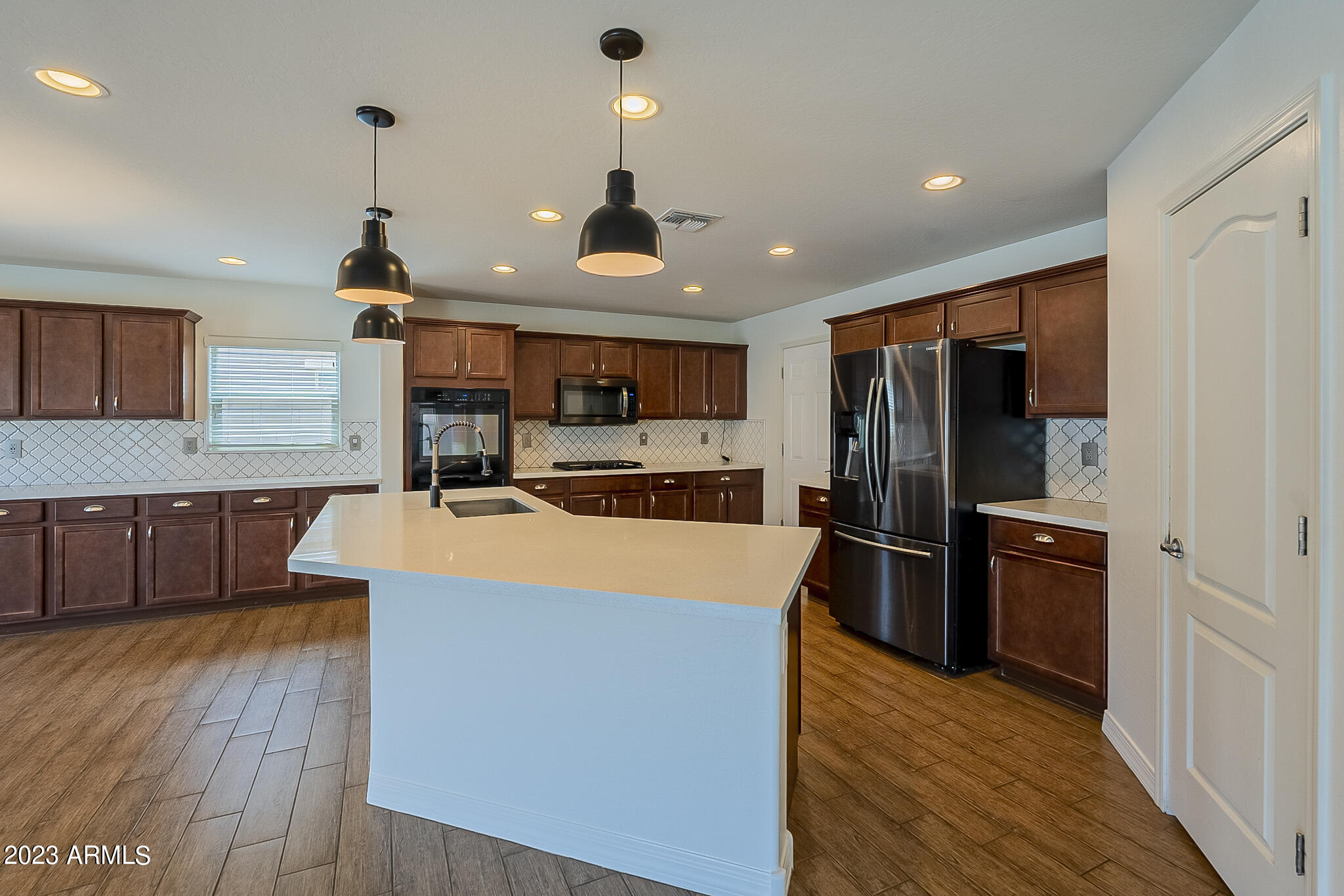 11924 W HONEYSUCKLE Court