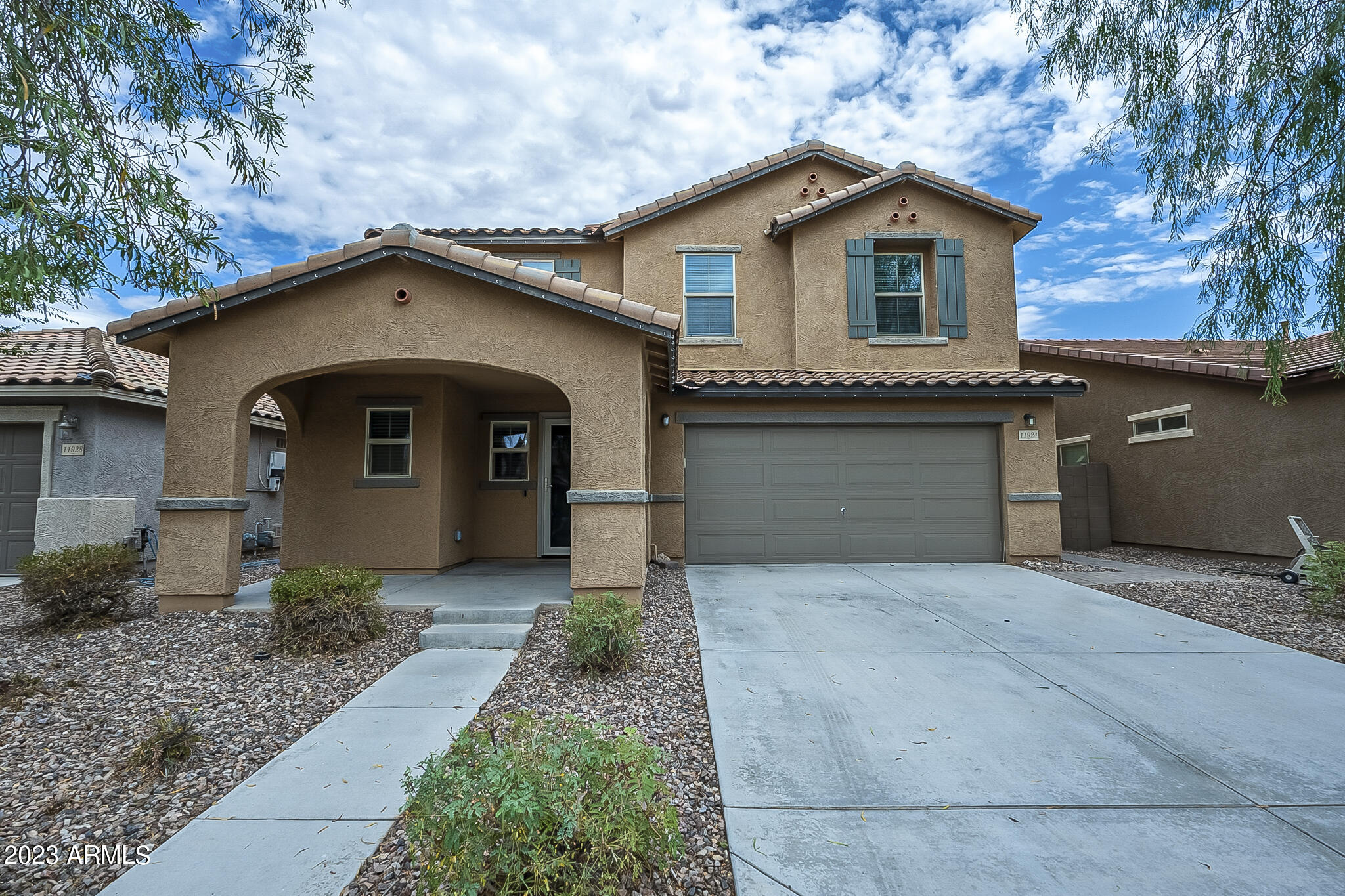 11924 W HONEYSUCKLE Court