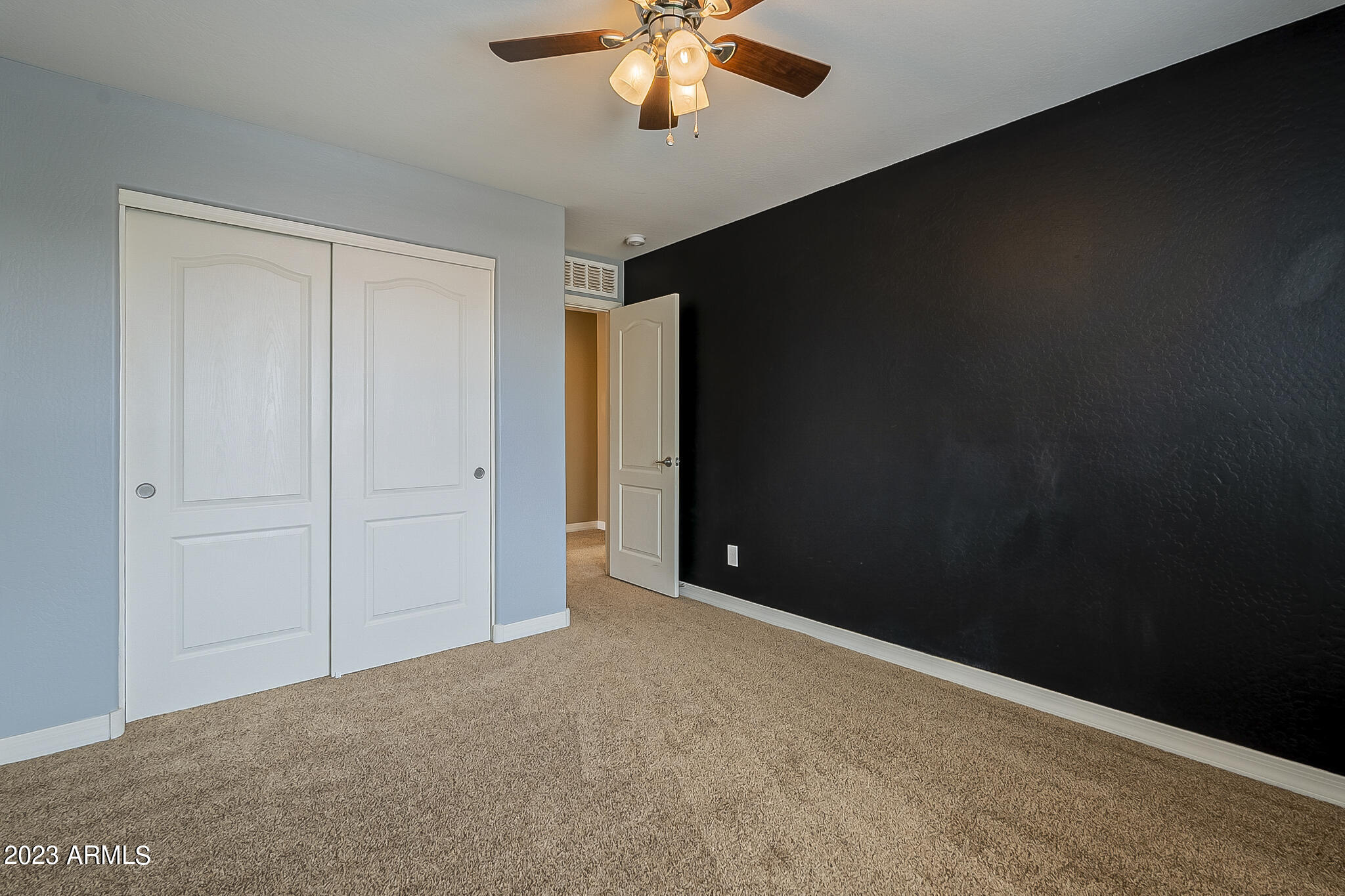 11924 W HONEYSUCKLE Court