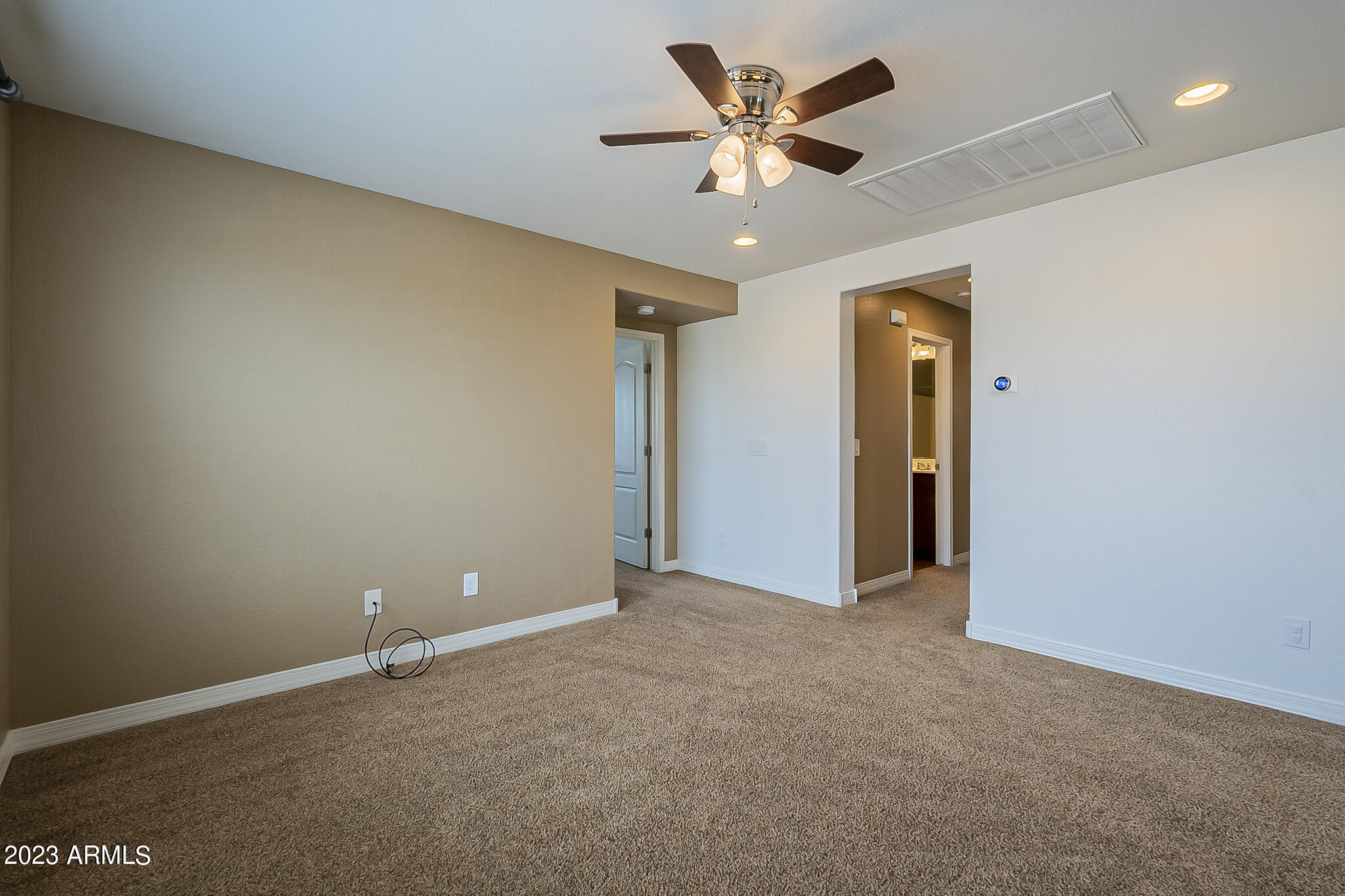 11924 W HONEYSUCKLE Court