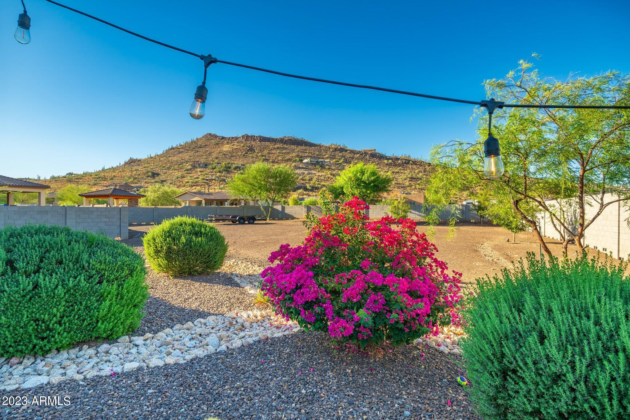 2813 W Carriage Drive