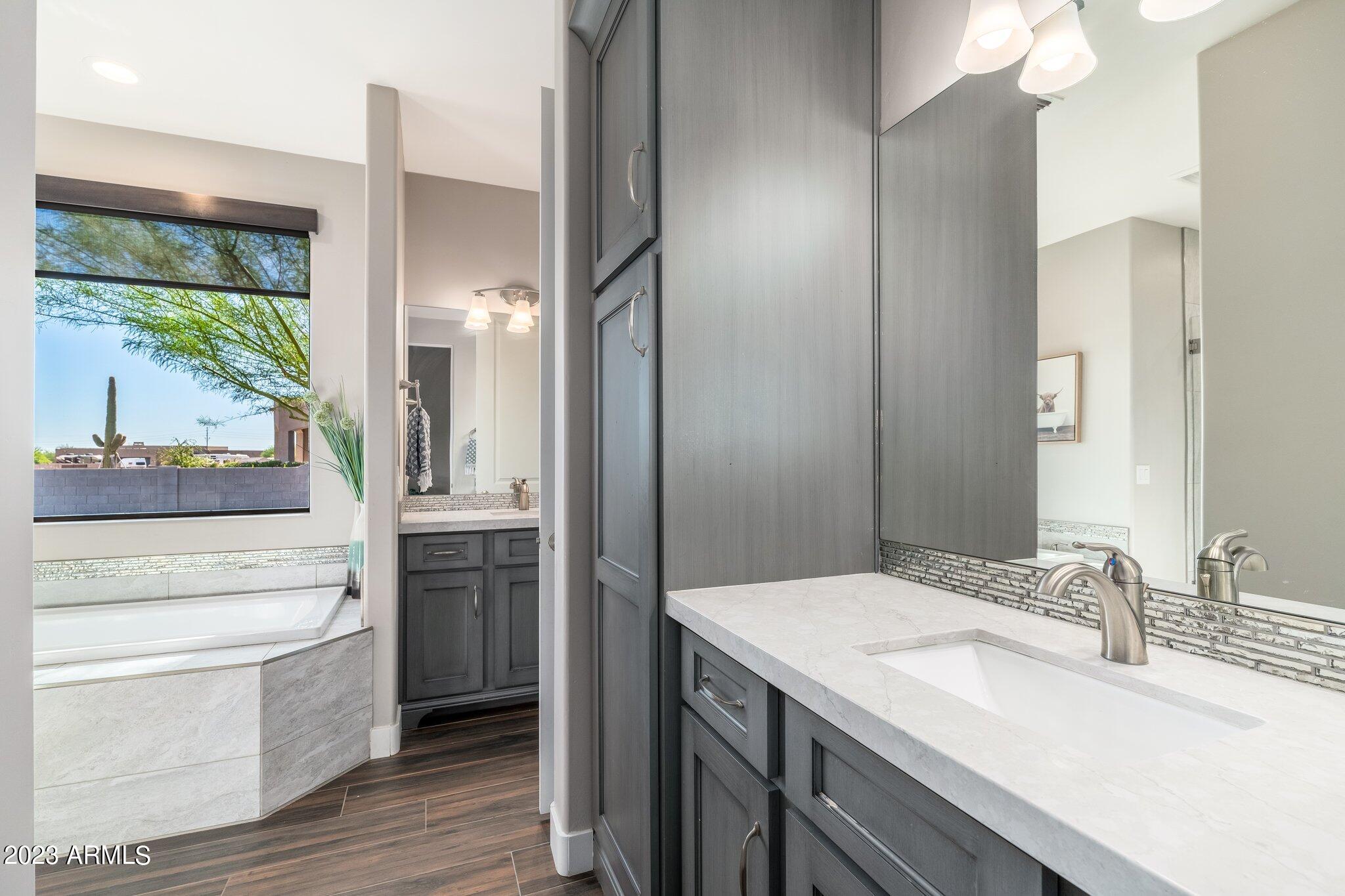 2813 W Carriage Drive