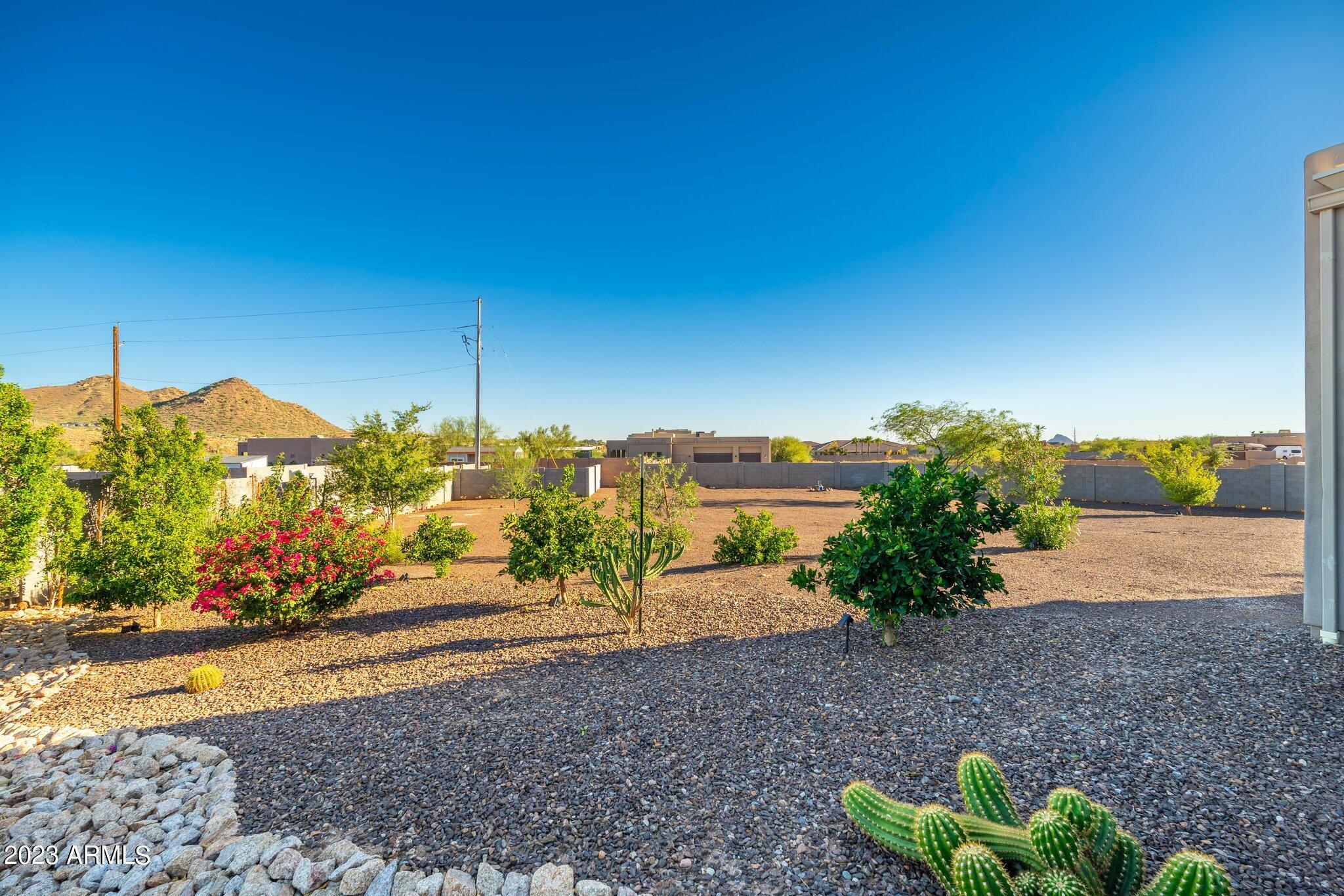 2813 W Carriage Drive