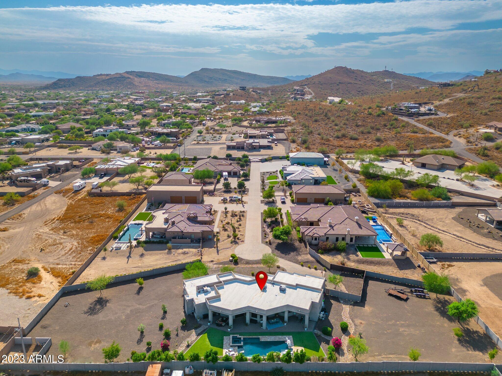 2813 W Carriage Drive