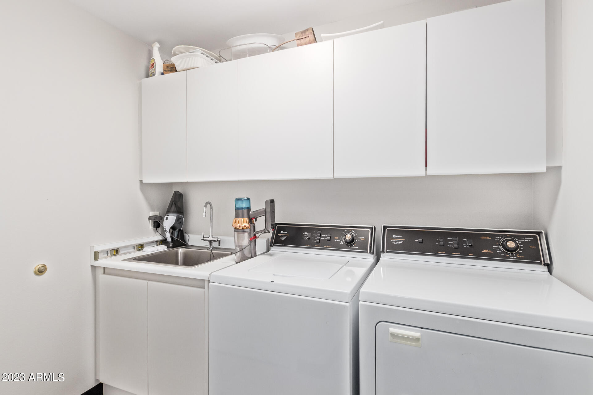 1040 E OSBORN Road # 702