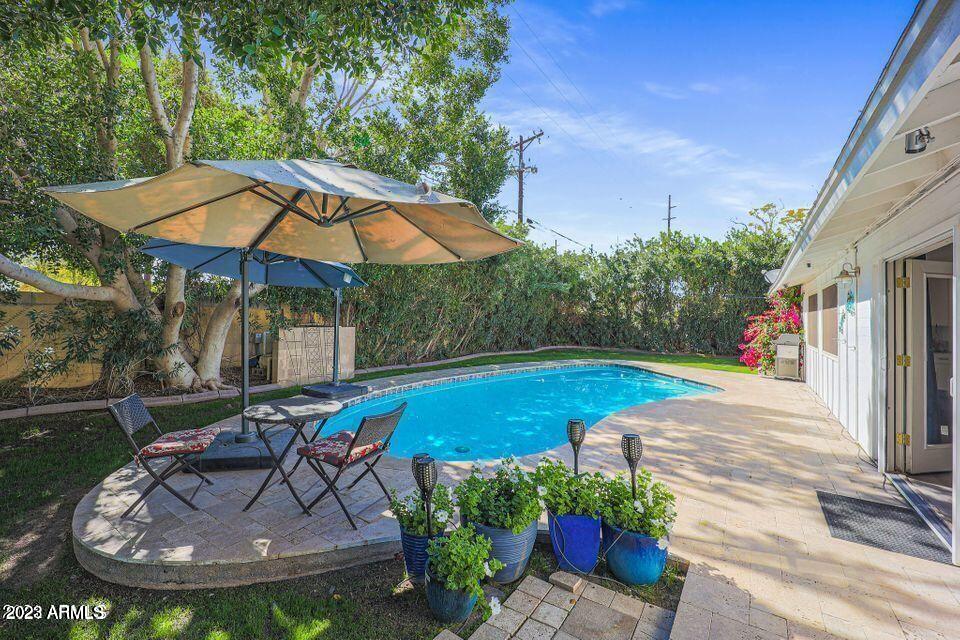 4861 E CALLE REDONDA --