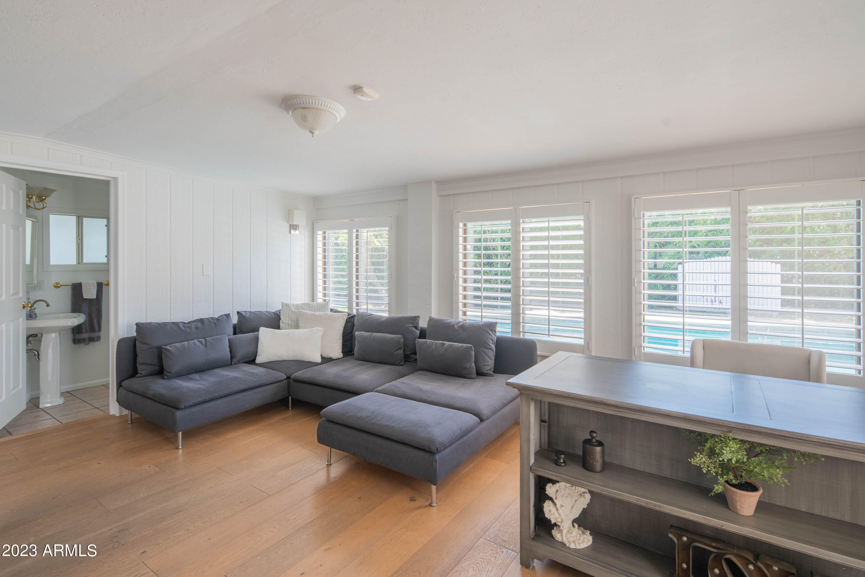 5749 E Calle Del Paisano --
