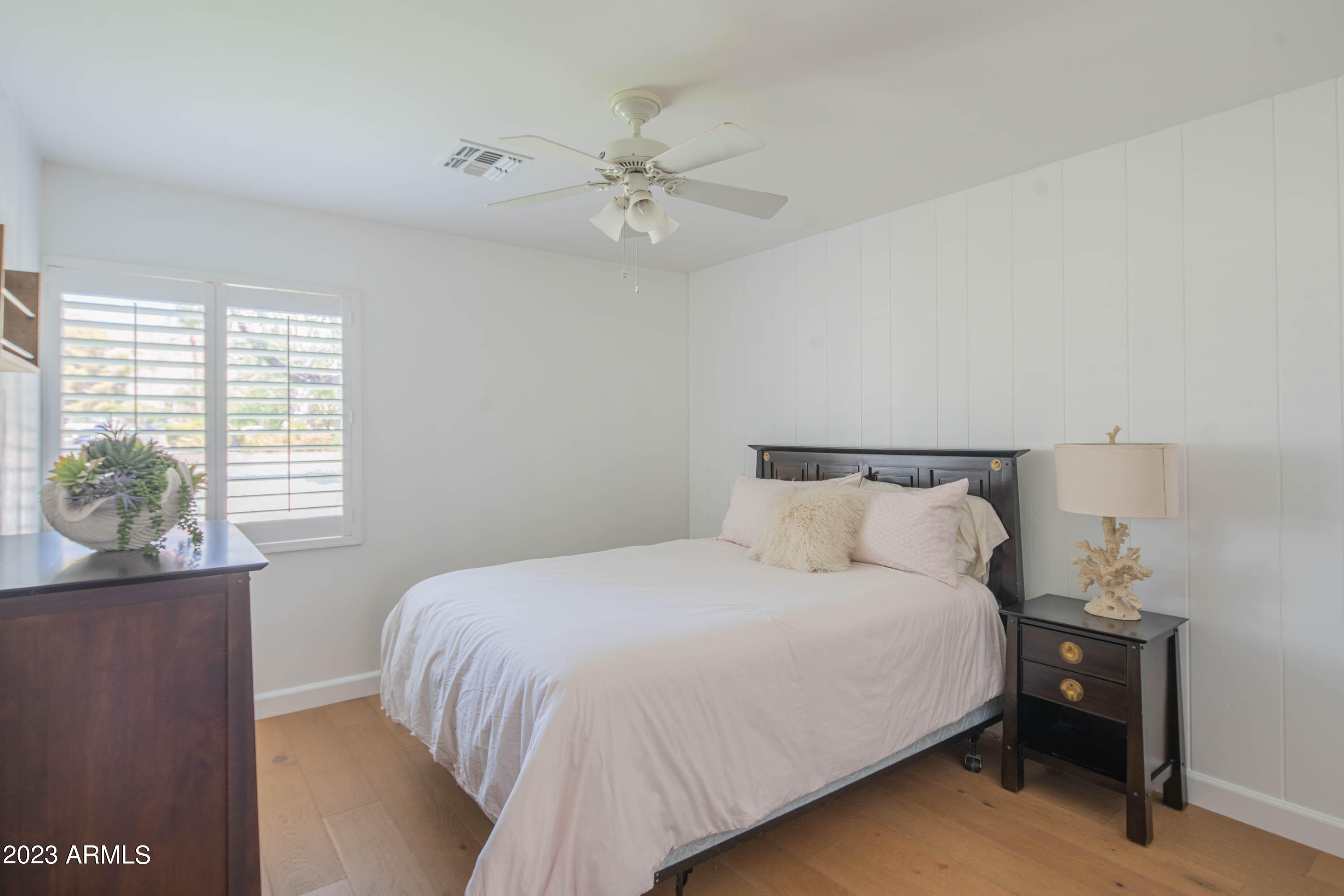 5749 E Calle Del Paisano --