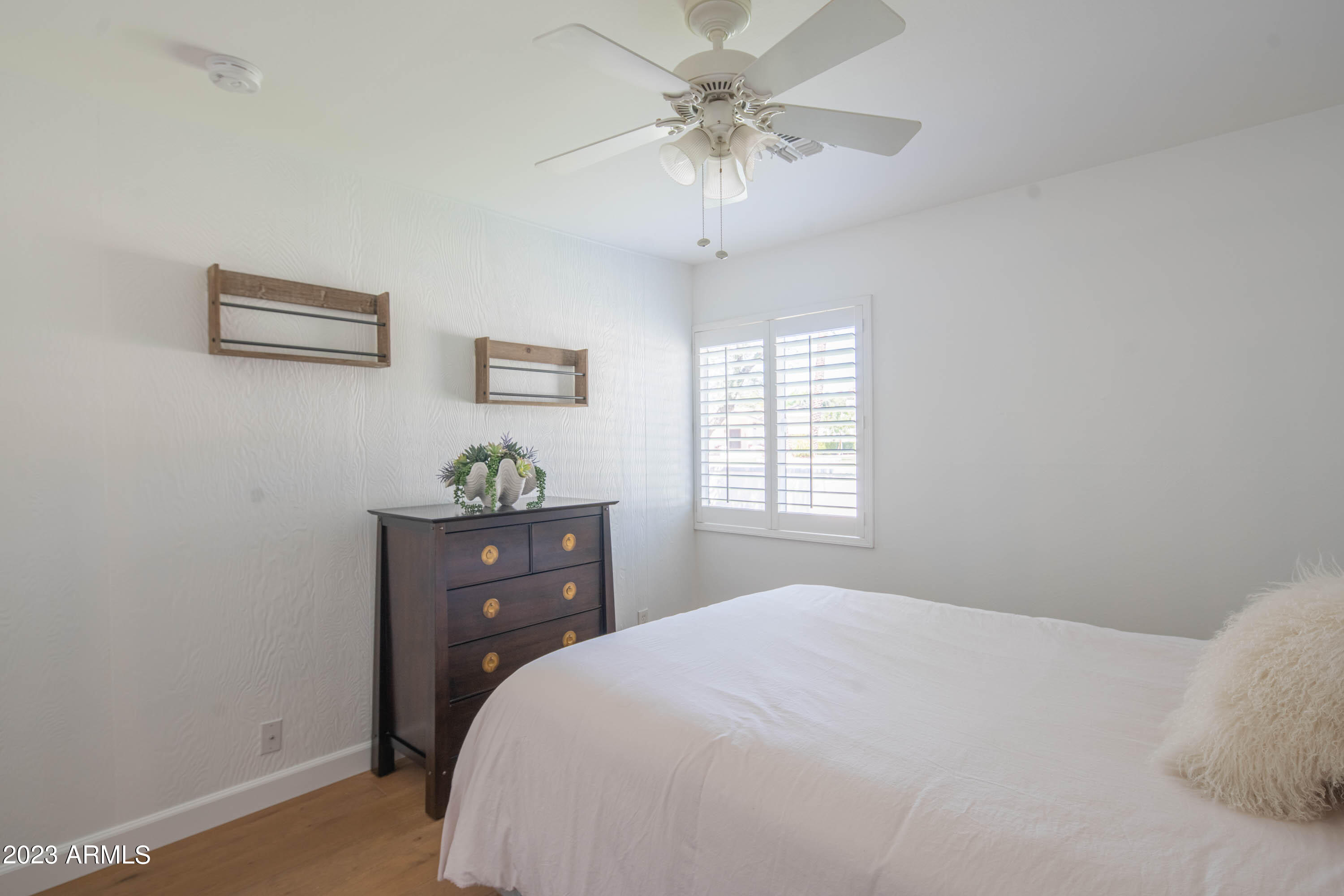 5749 E Calle Del Paisano --