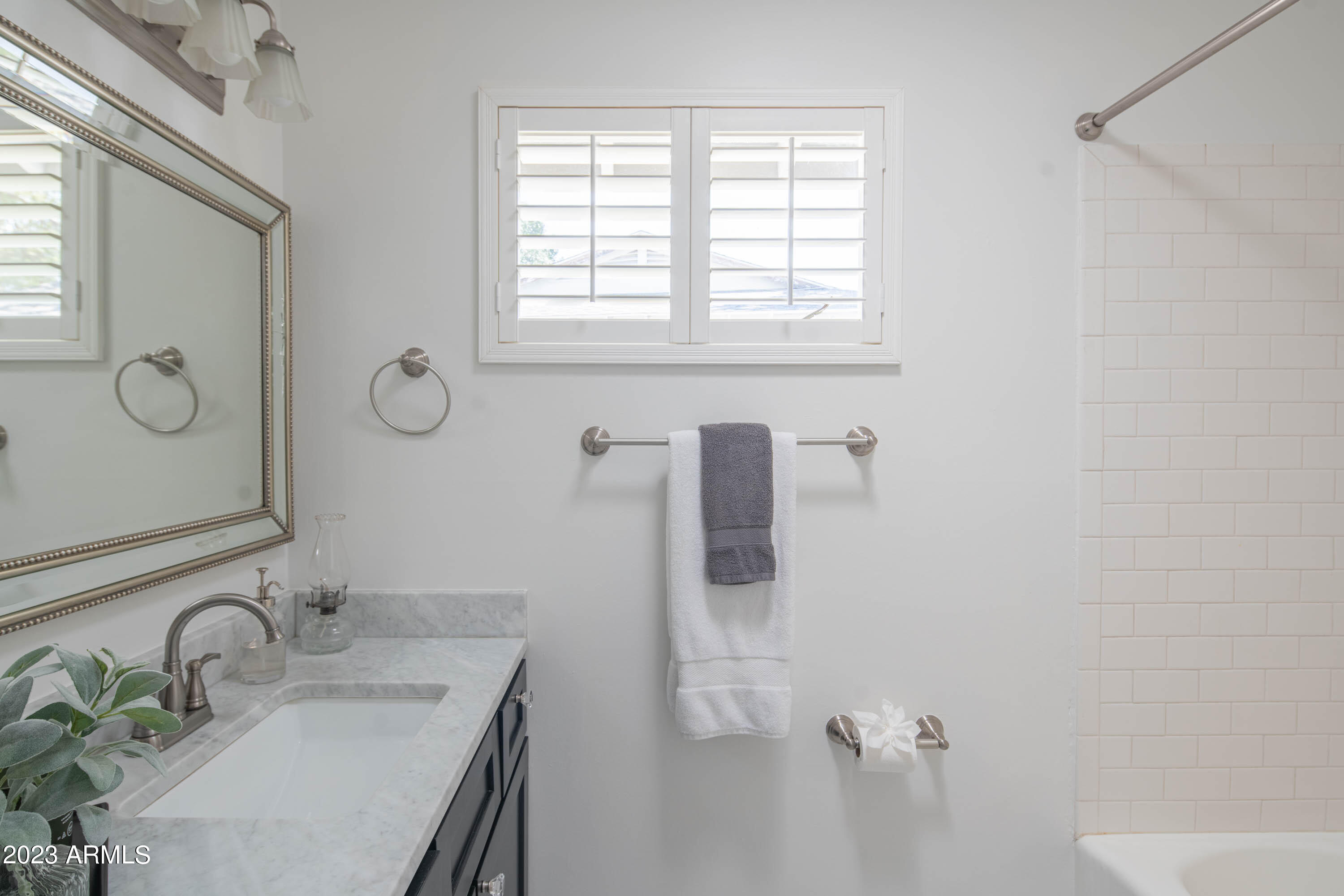 5749 E Calle Del Paisano --