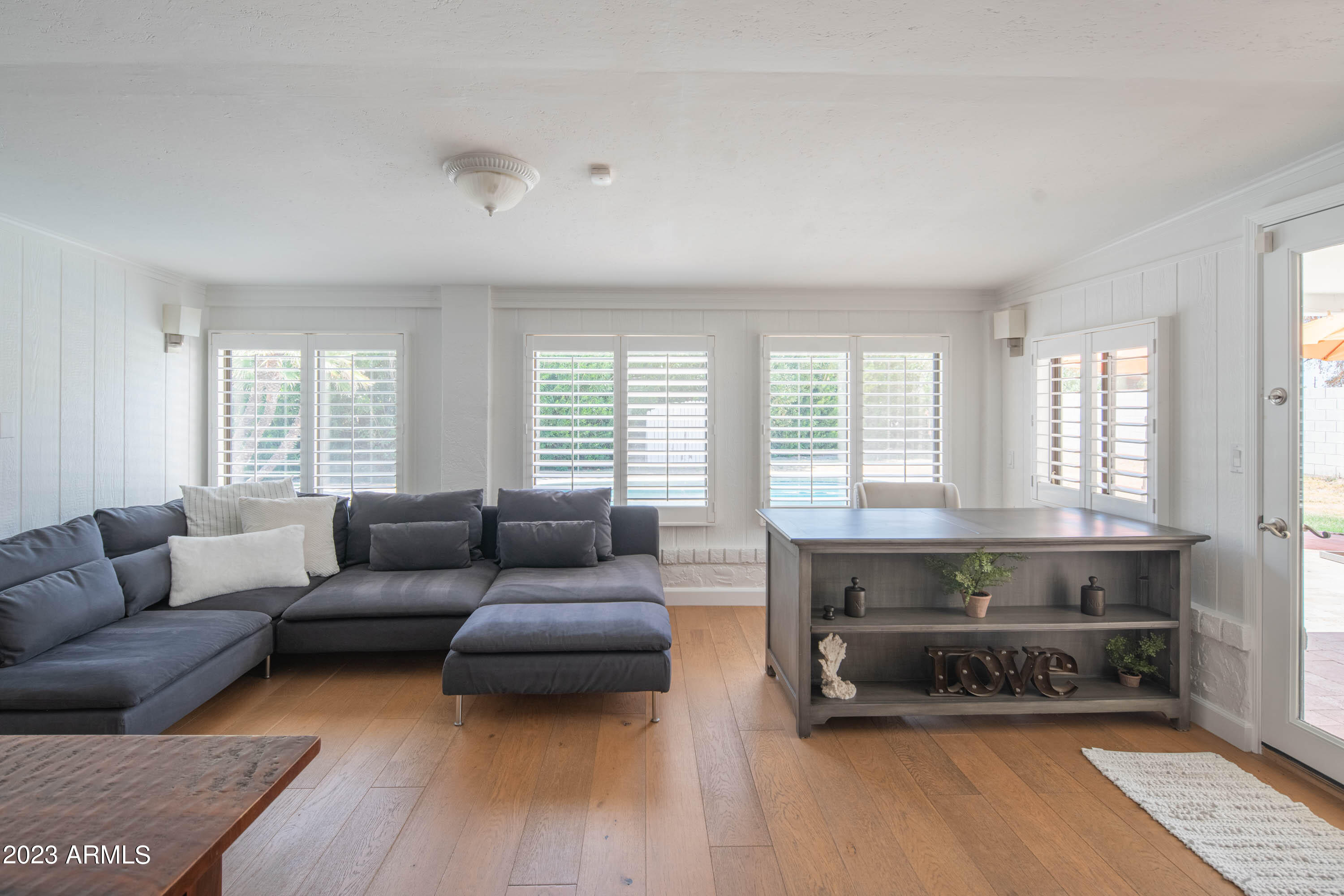5749 E Calle Del Paisano --