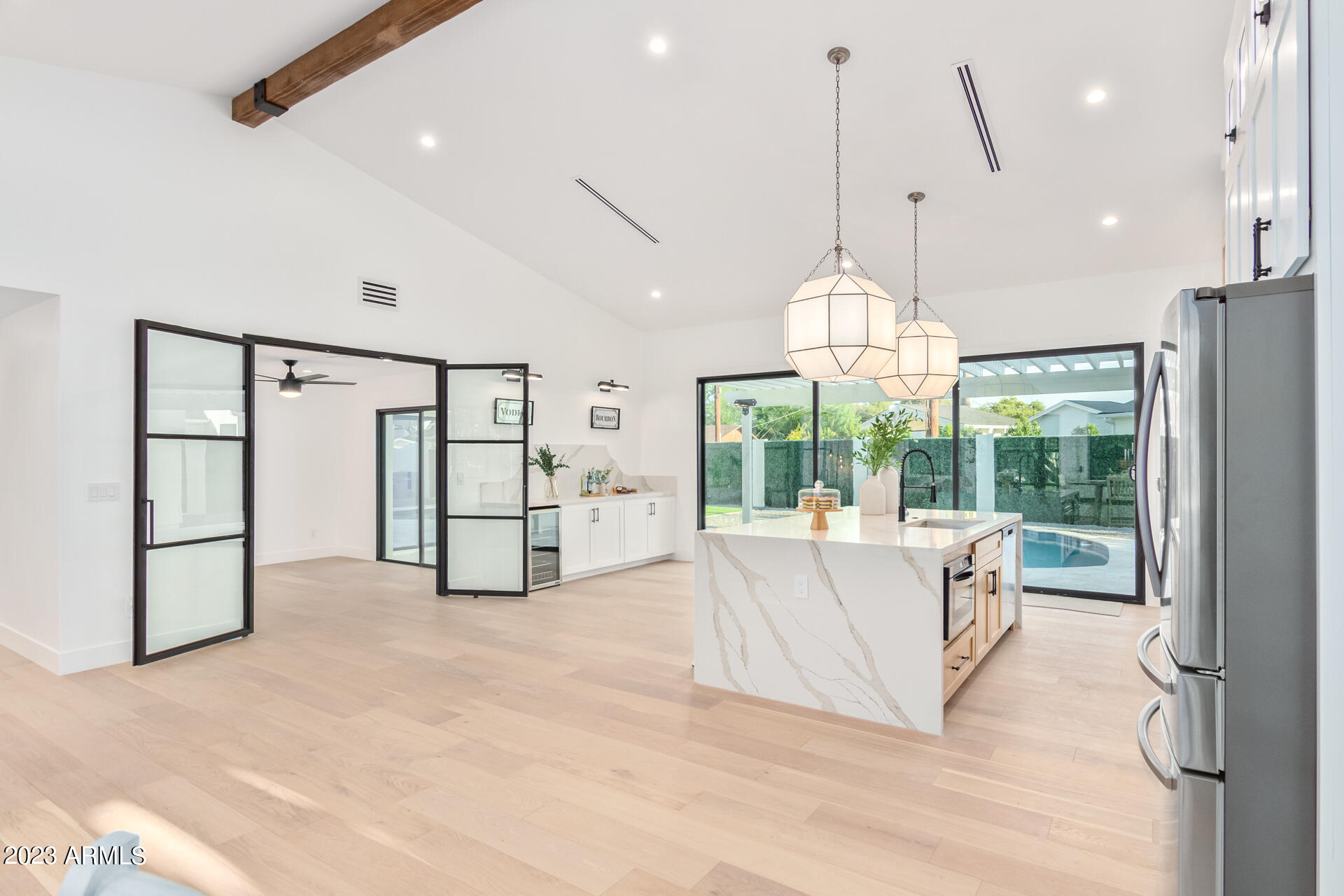 4847 E CLARENDON Avenue