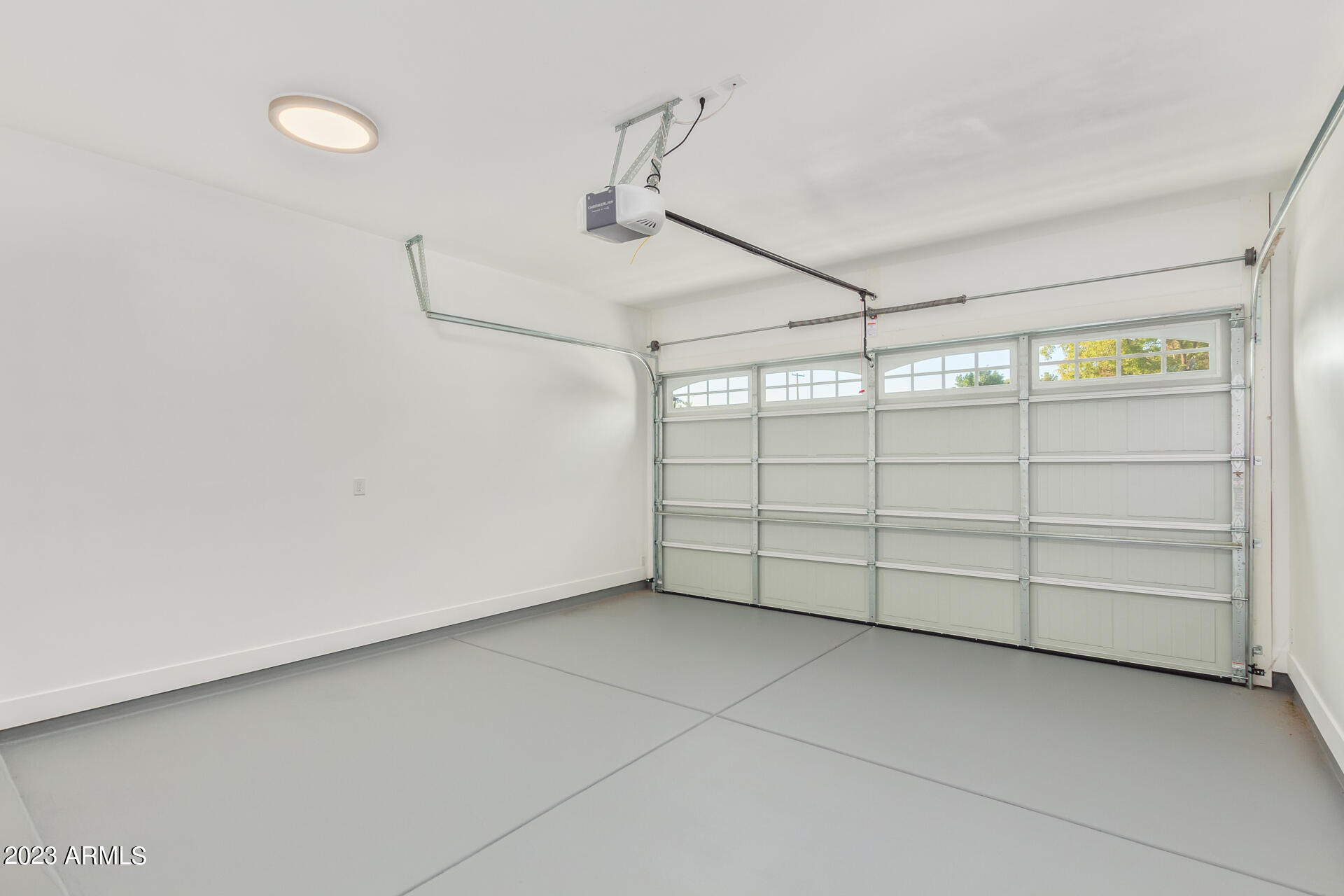 4847 E CLARENDON Avenue