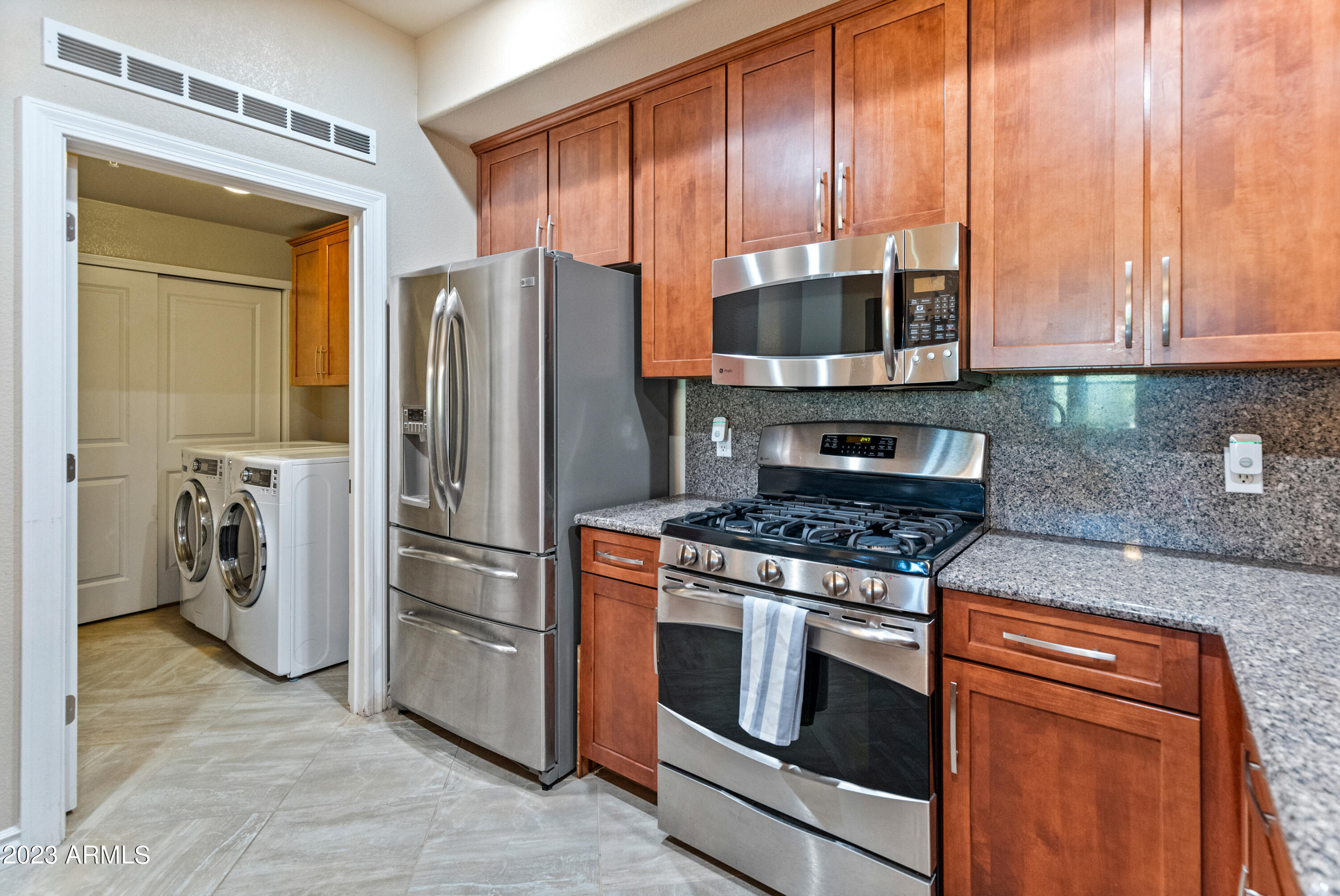 7601 E Indian Bend Road, 1044