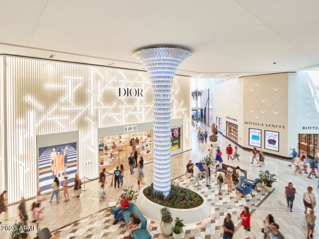 7601 E Indian Bend Road, 1044