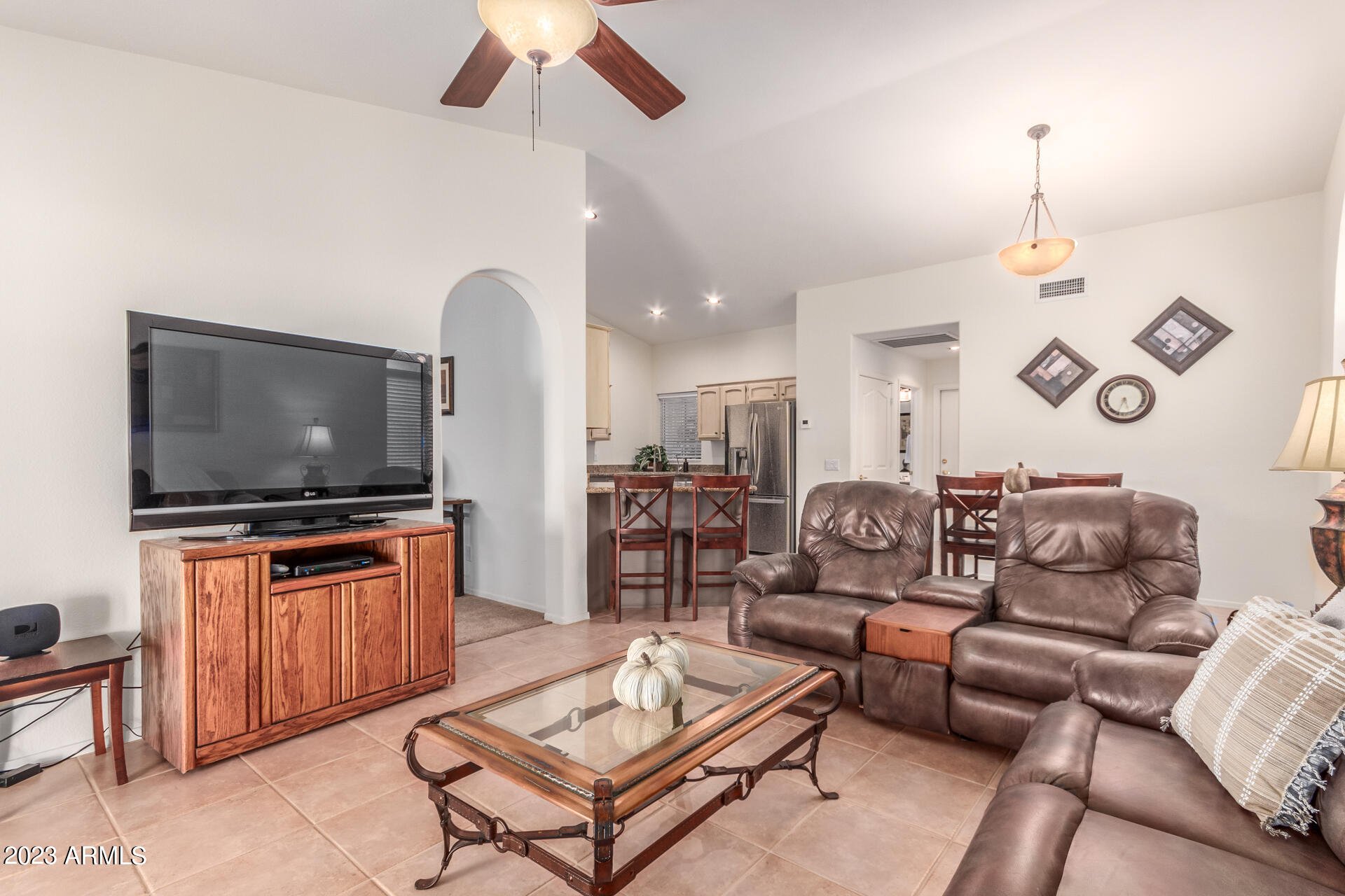 9309 E COOPERS HAWK Drive