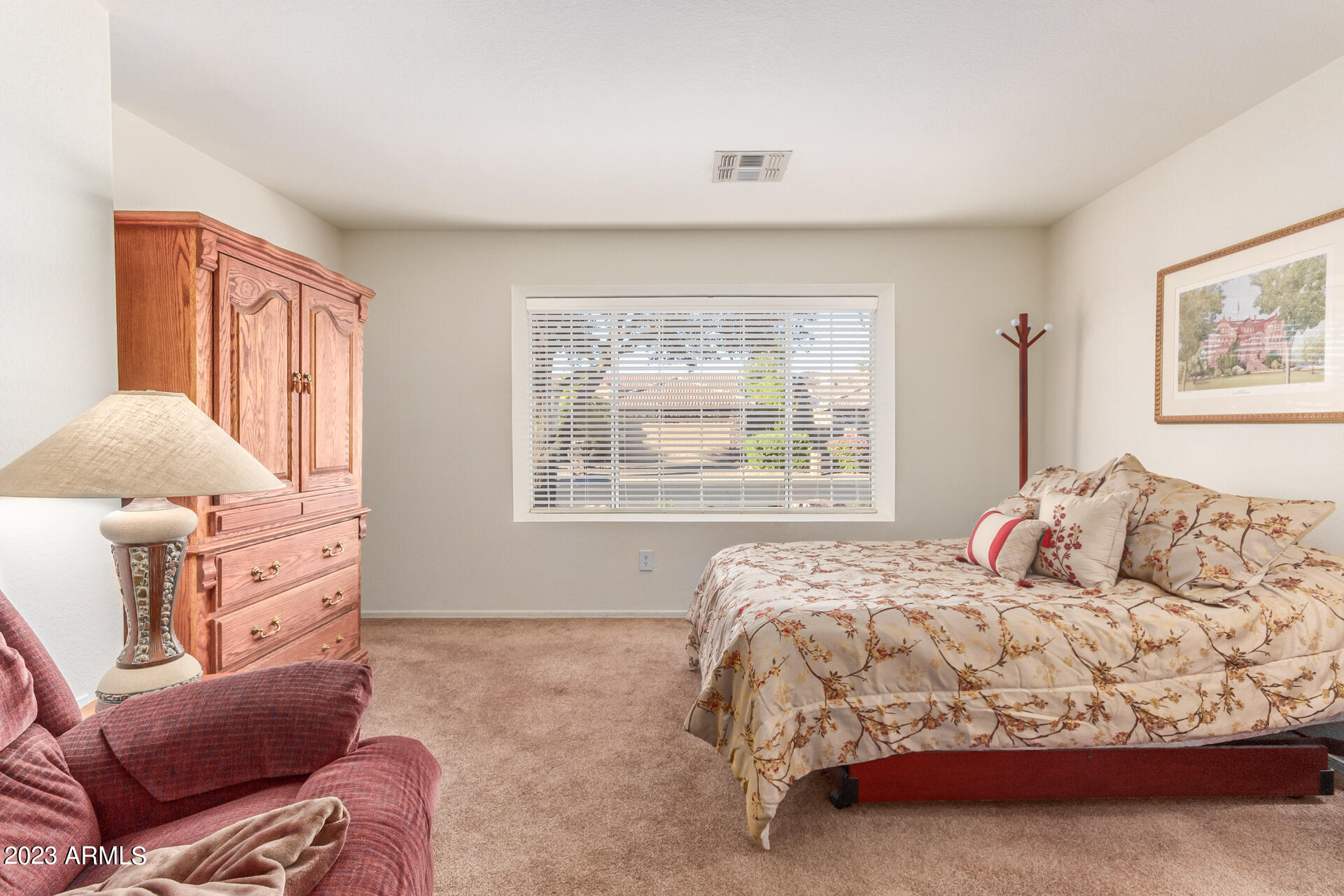 9309 E COOPERS HAWK Drive