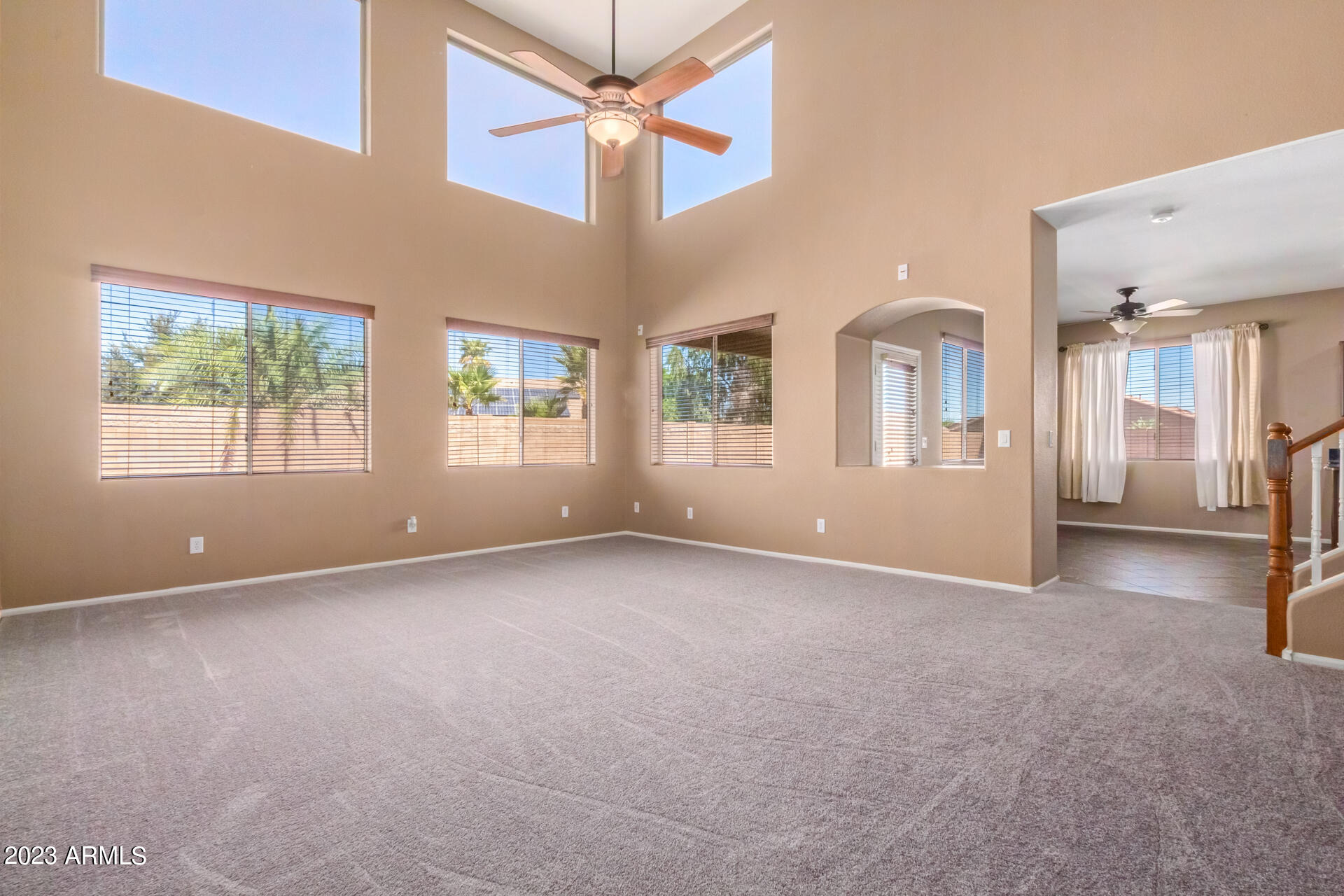 41800 W CHAMBERS Court
