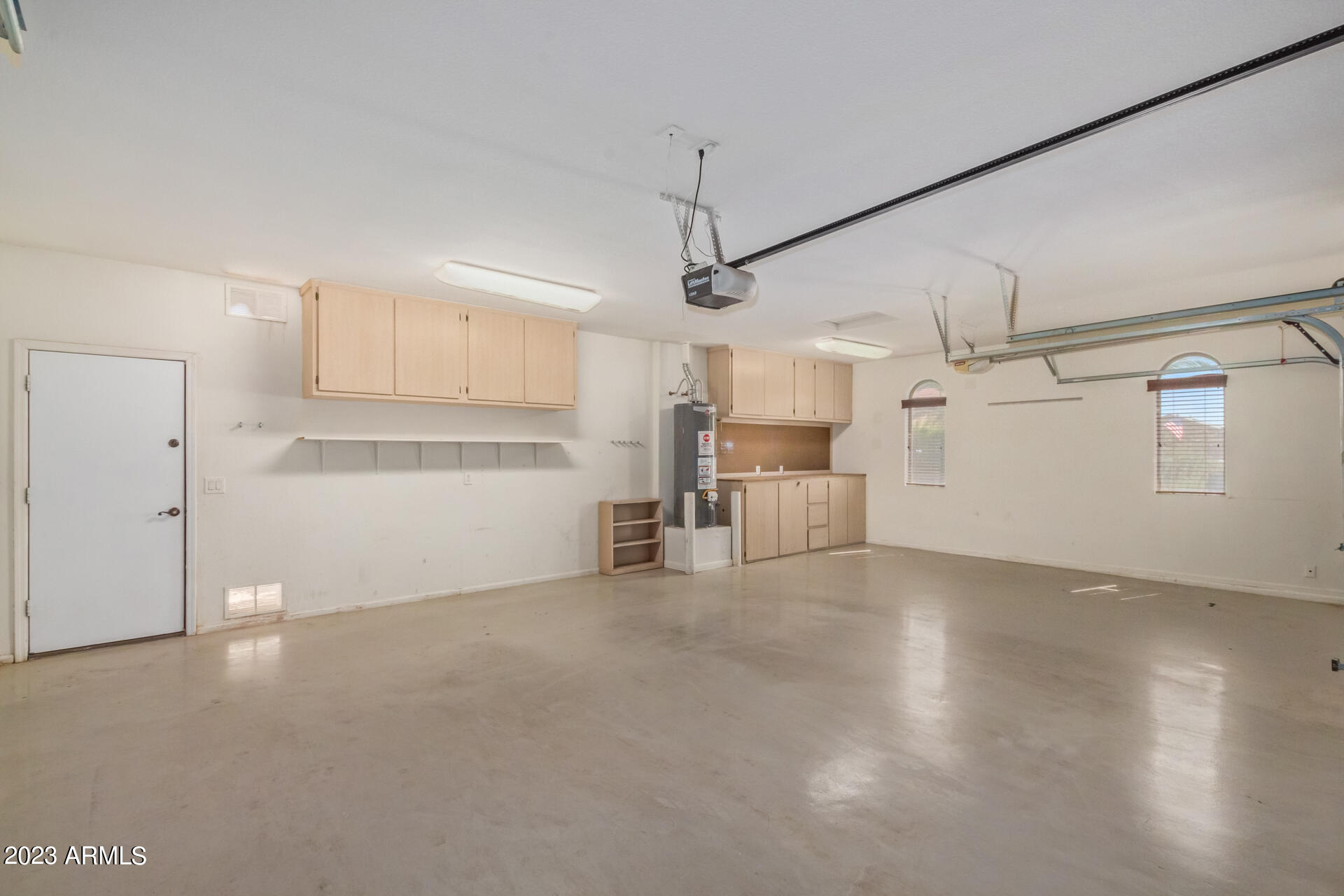 41800 W CHAMBERS Court