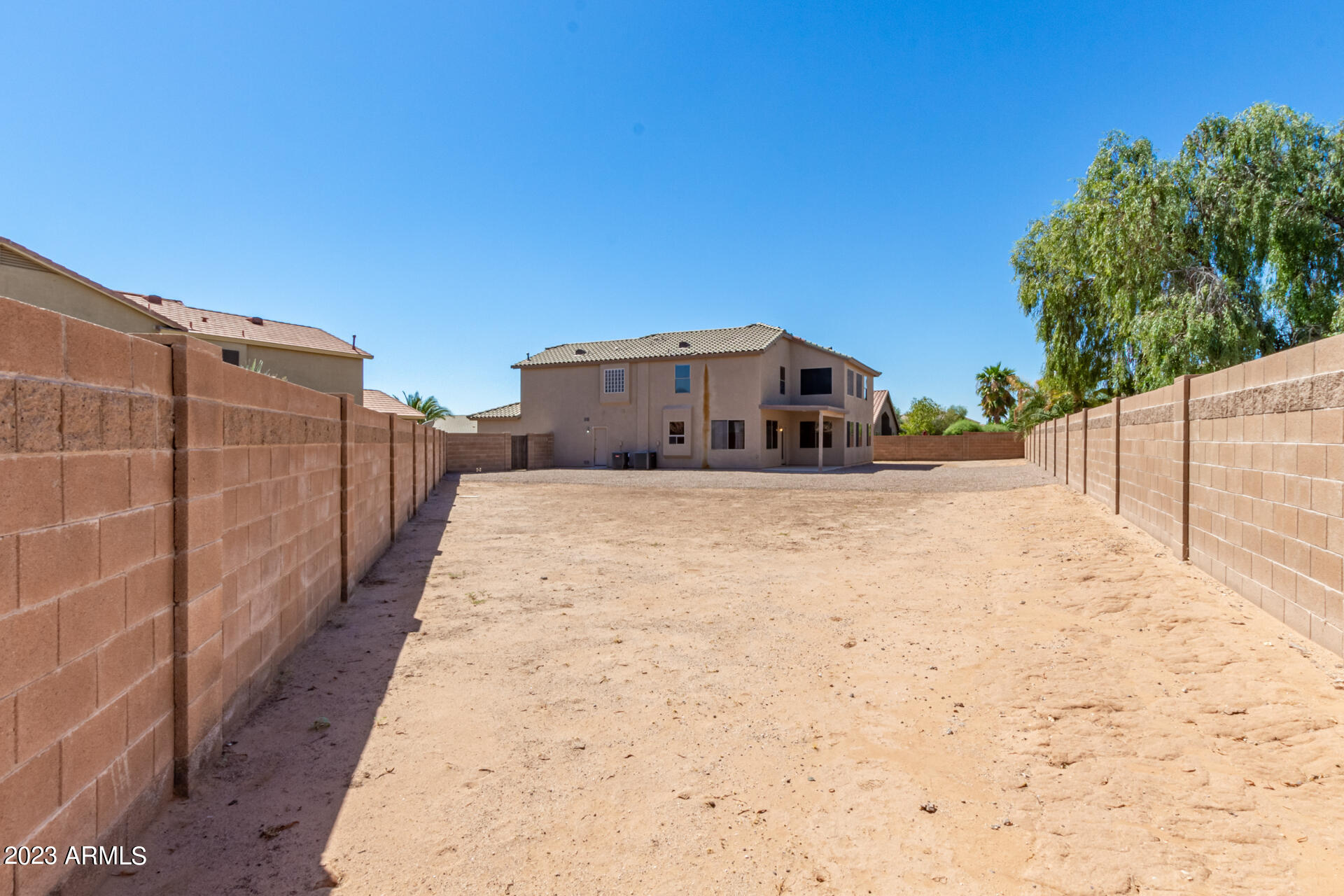 41800 W CHAMBERS Court