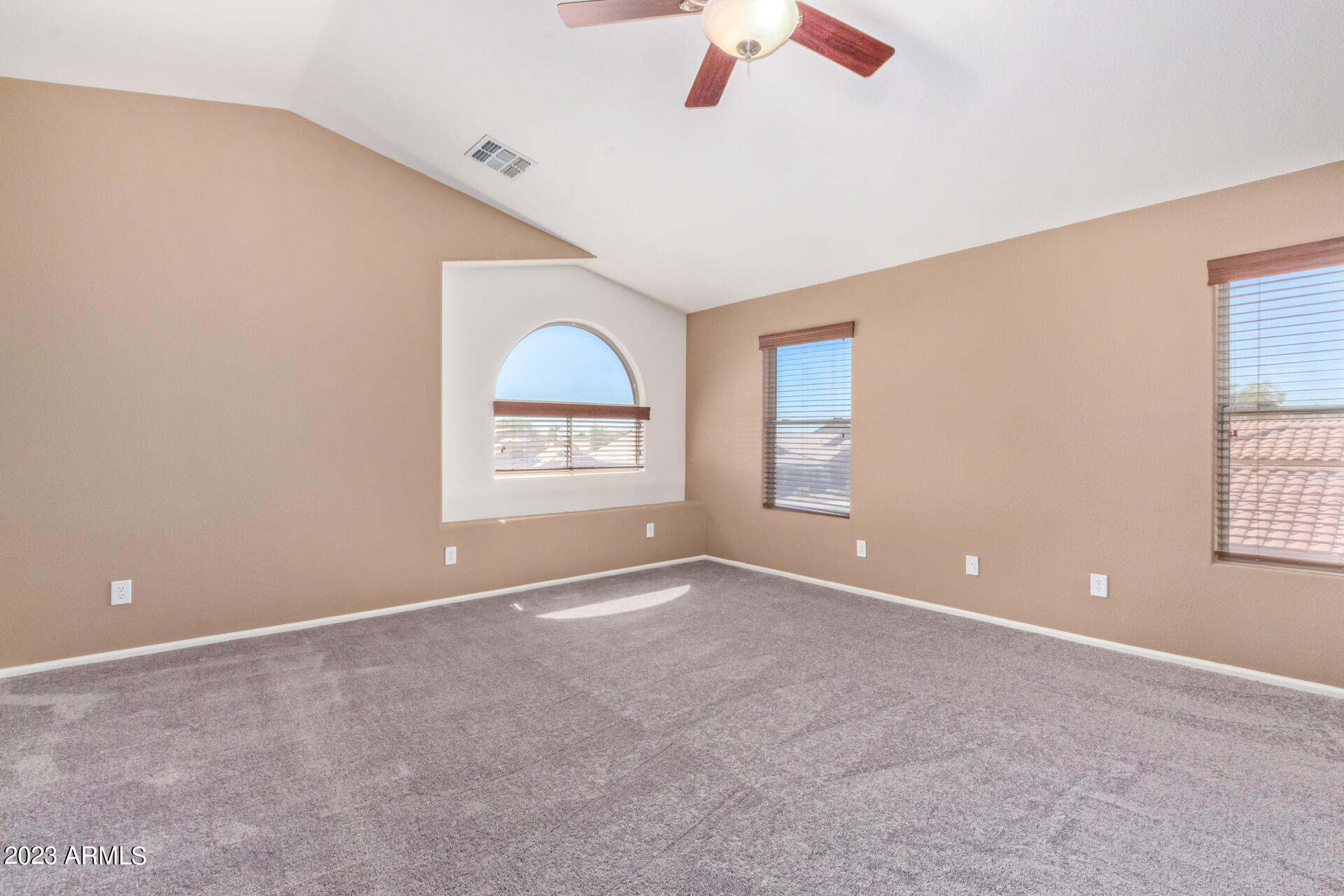 41800 W CHAMBERS Court