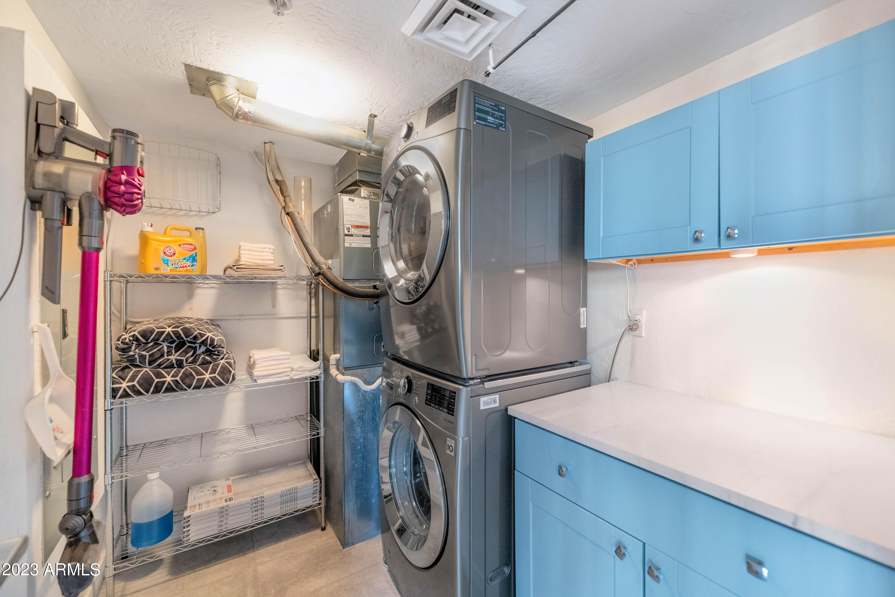 914 E OSBORN Road # 415