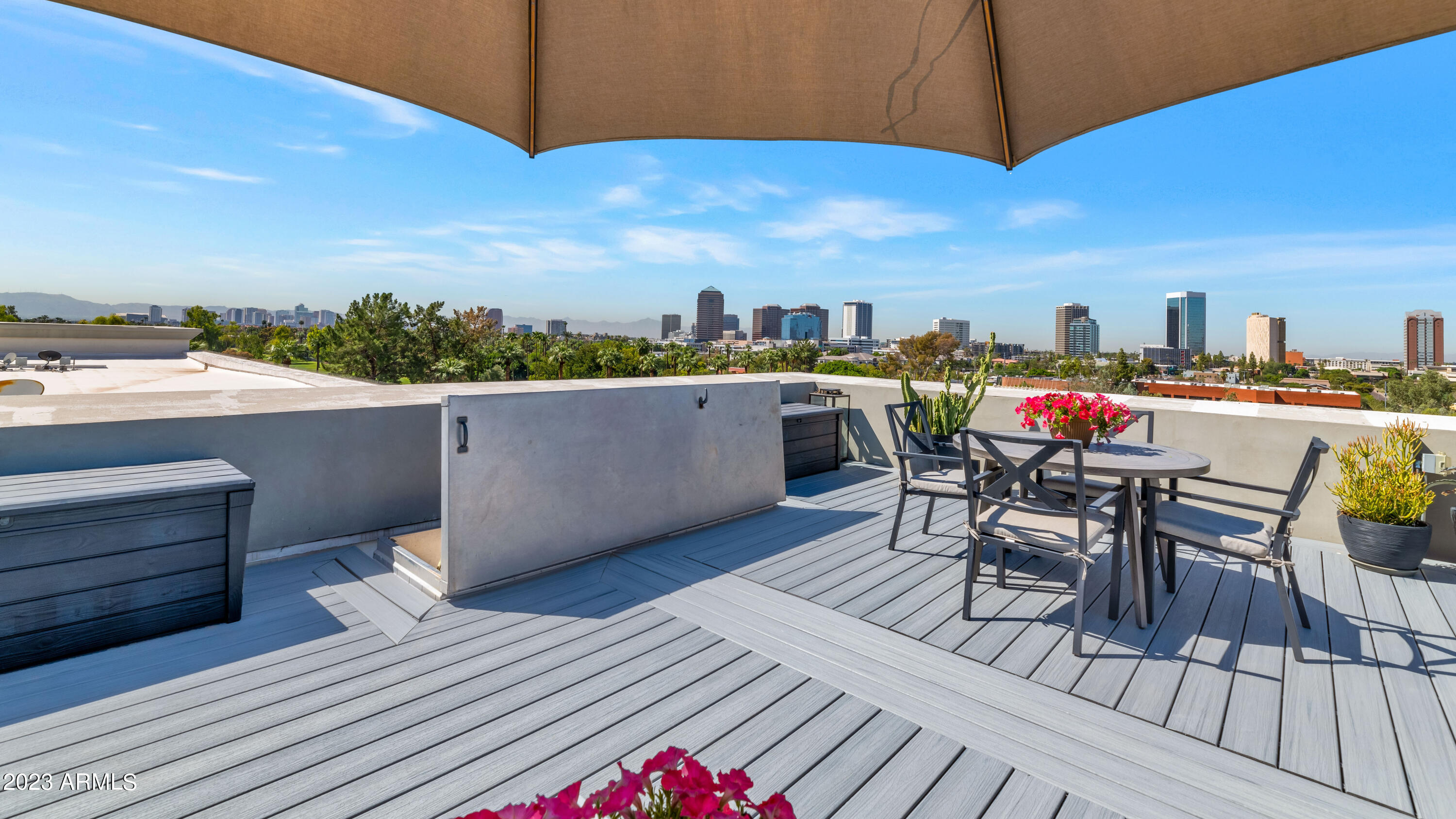 914 E OSBORN Road # 415