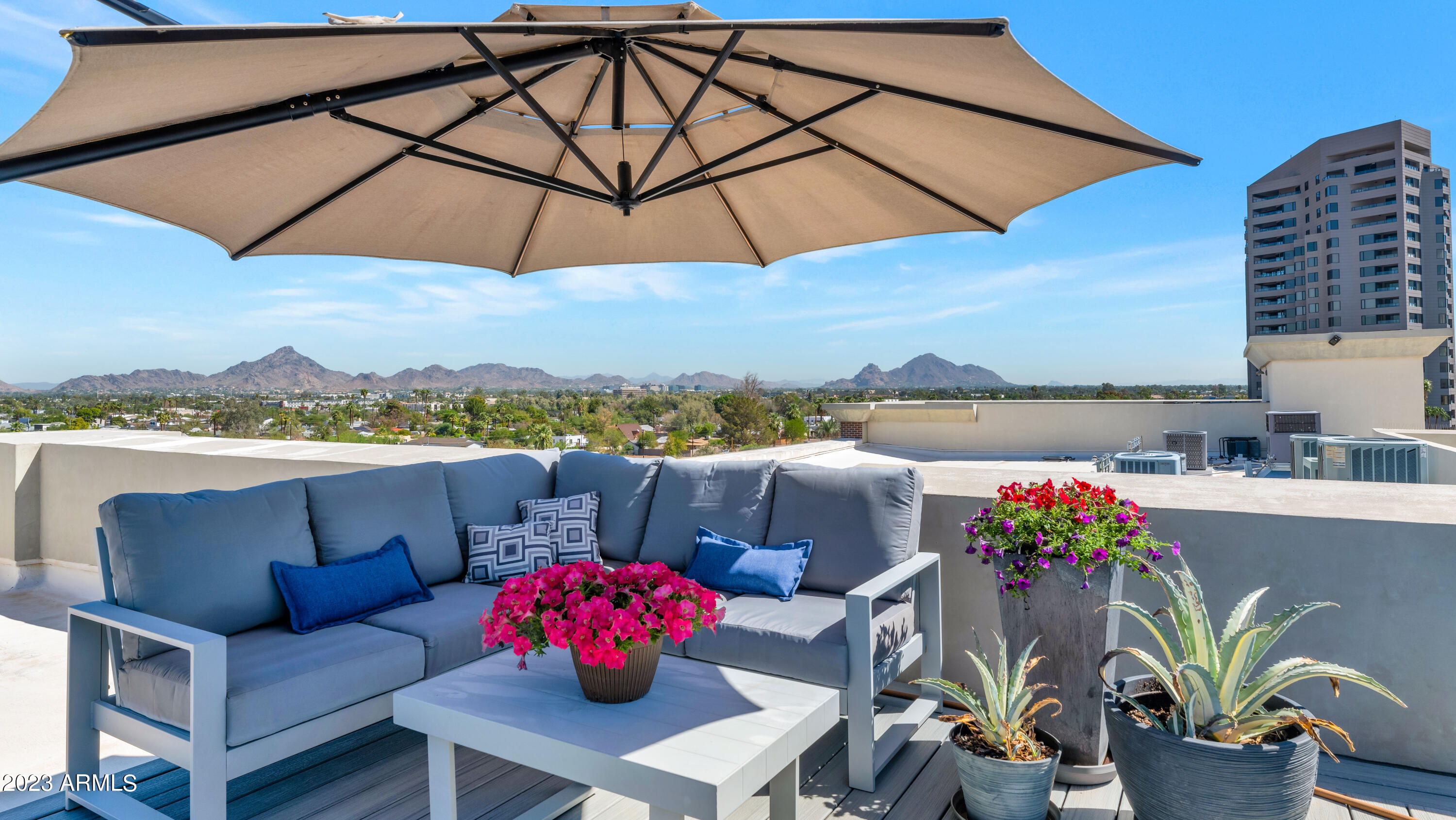 914 E OSBORN Road # 415