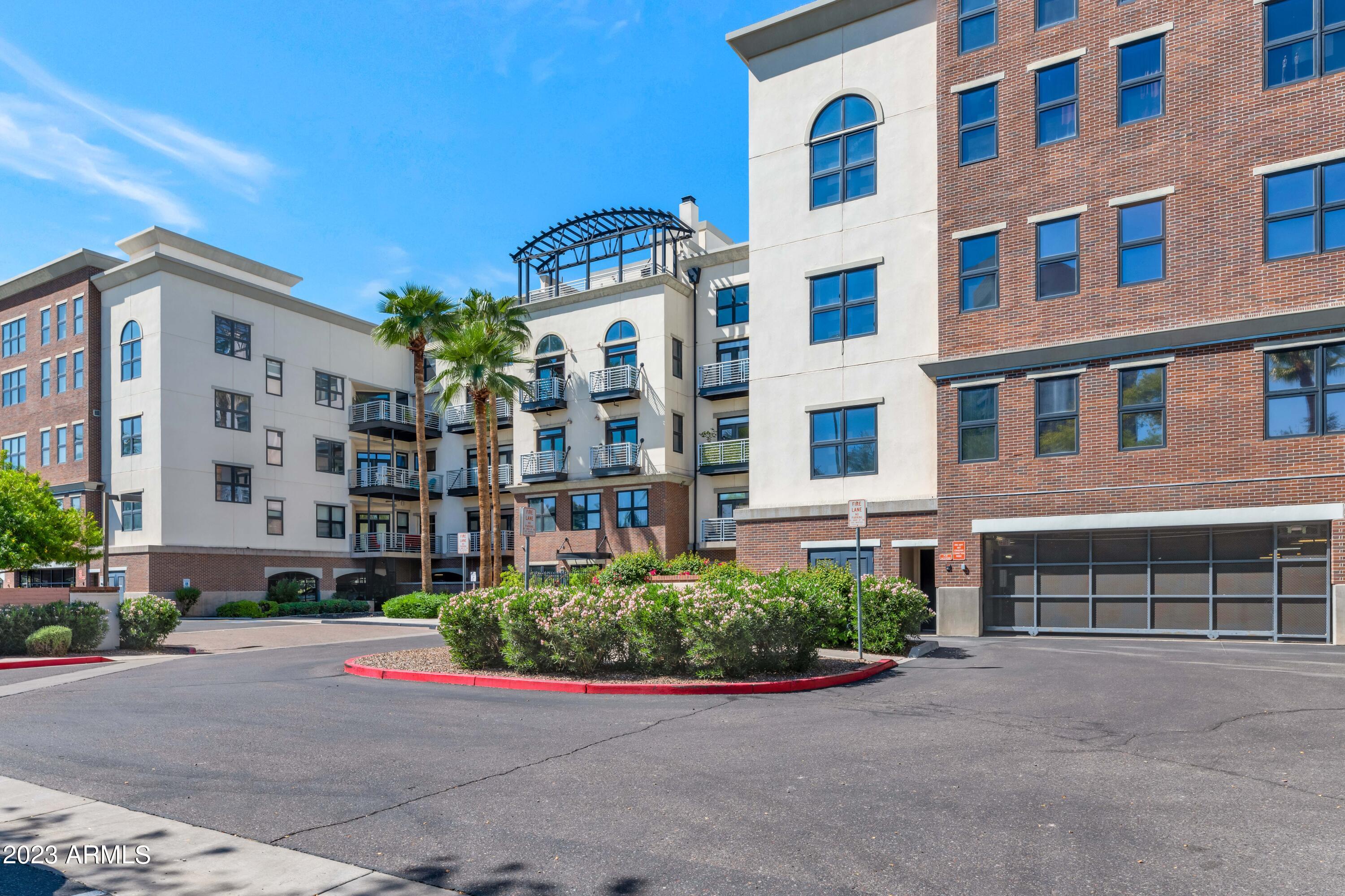 914 E OSBORN Road # 415