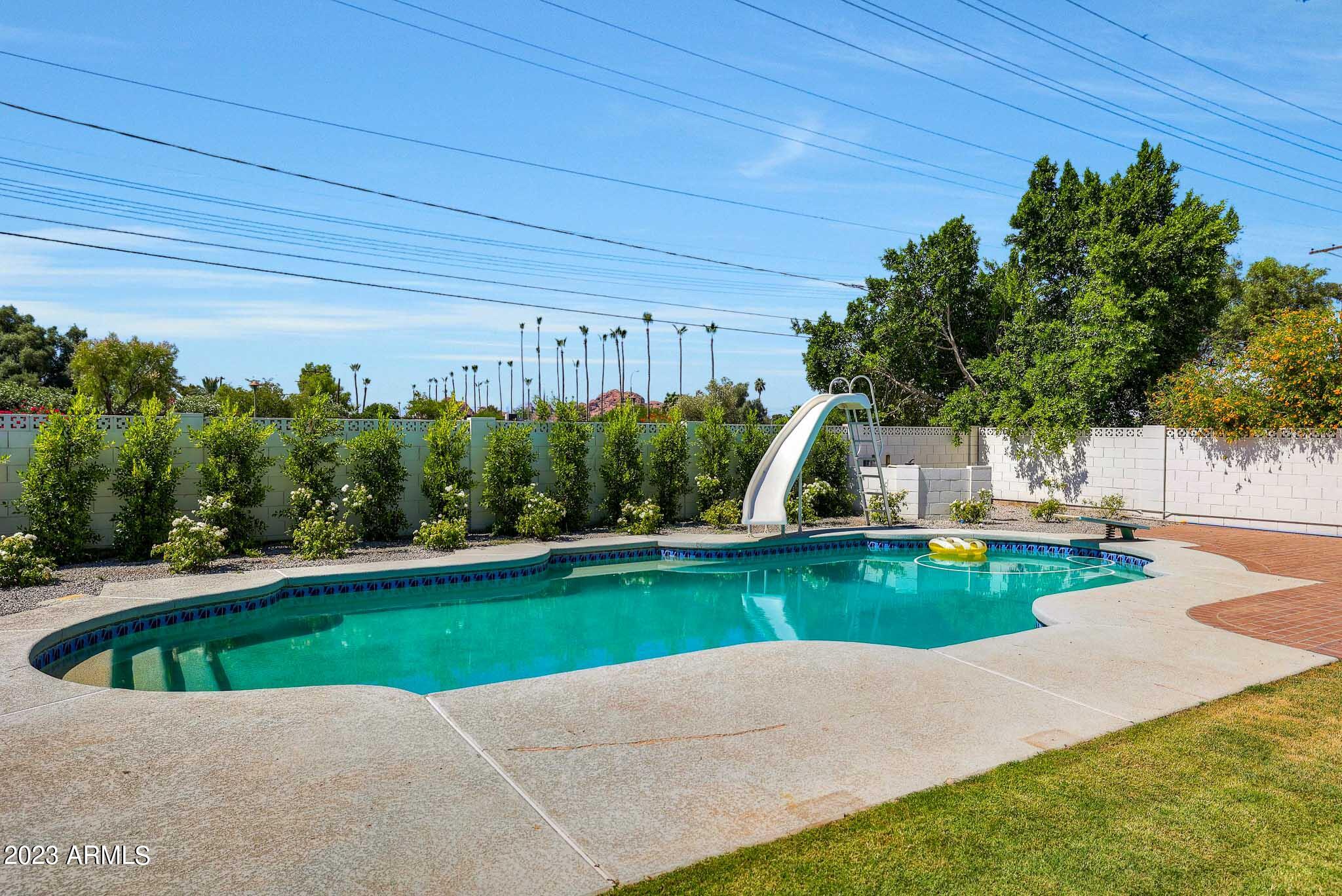 6223 E CALLE REDONDA --