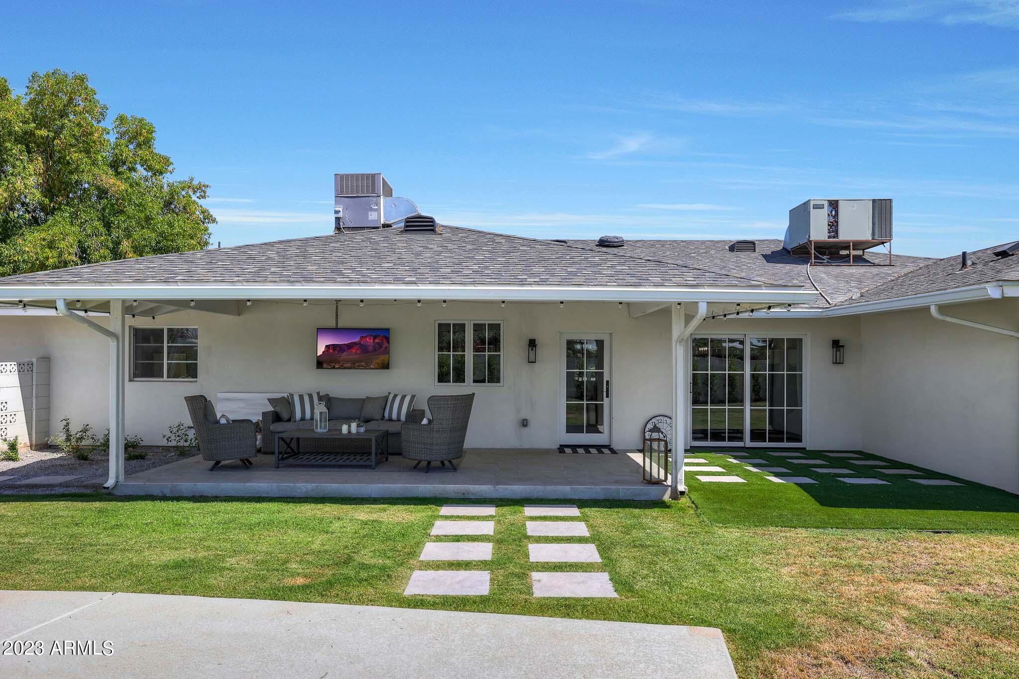 6223 E CALLE REDONDA --