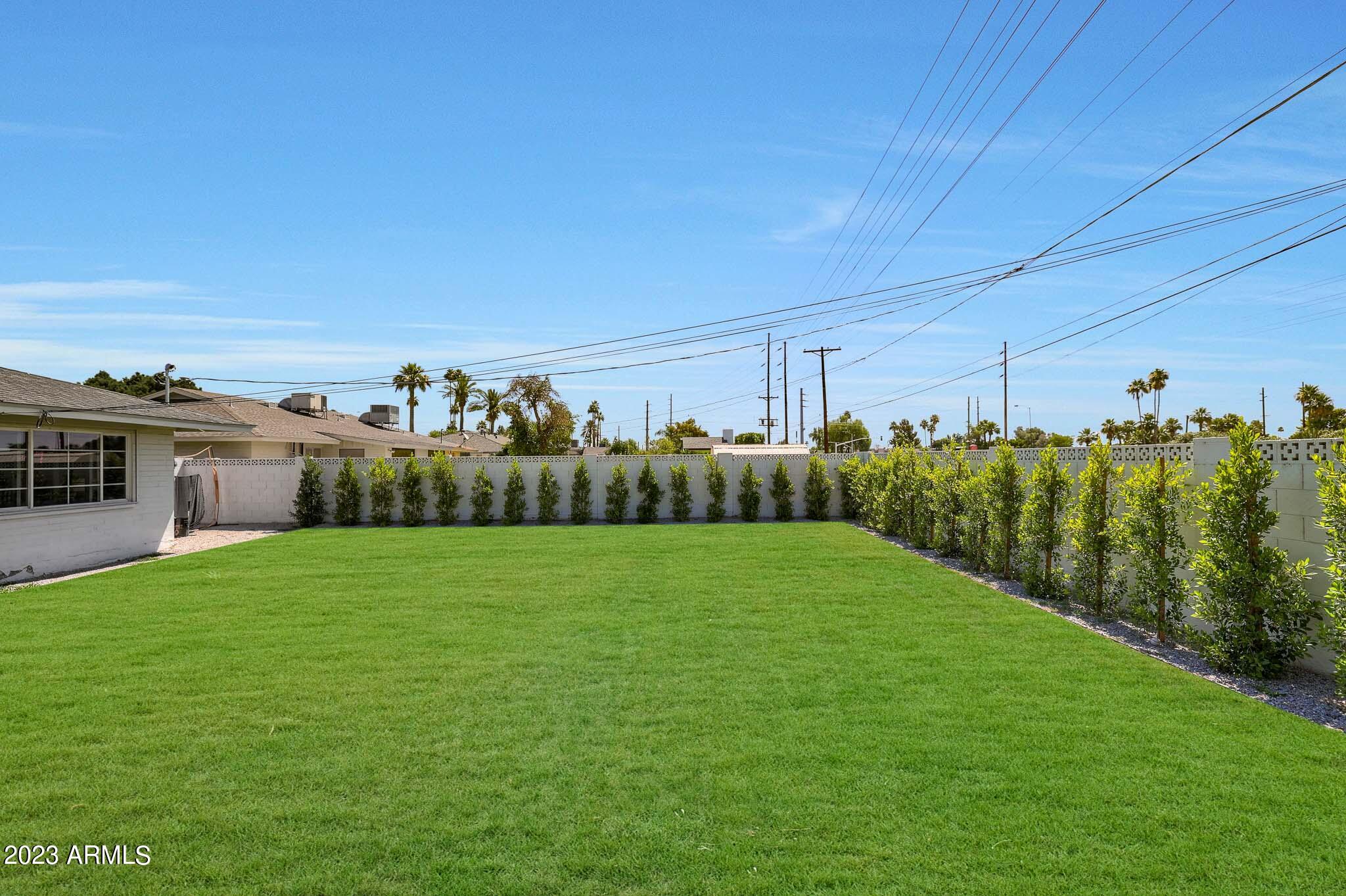 6223 E CALLE REDONDA --