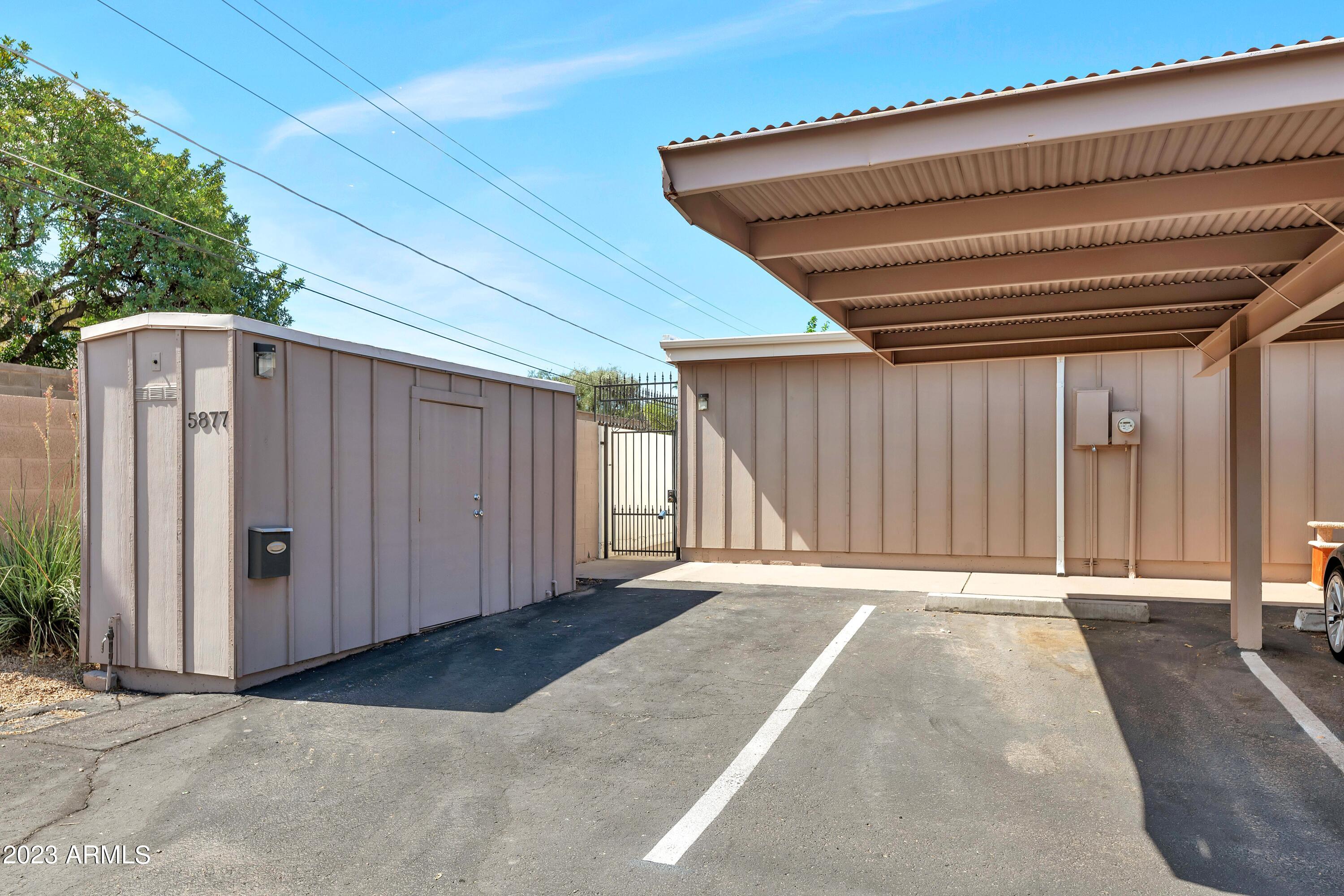 5877 E THOMAS Road