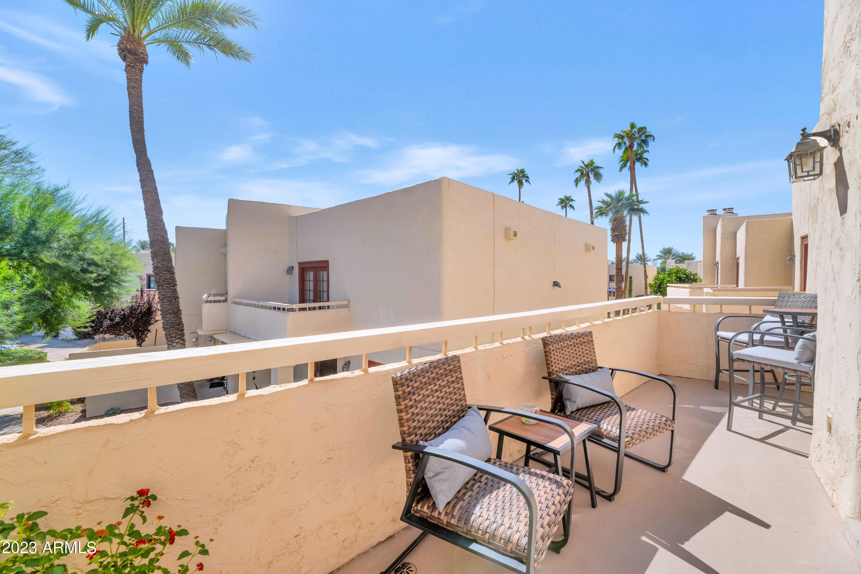 6150 N Scottsdale Road, 52