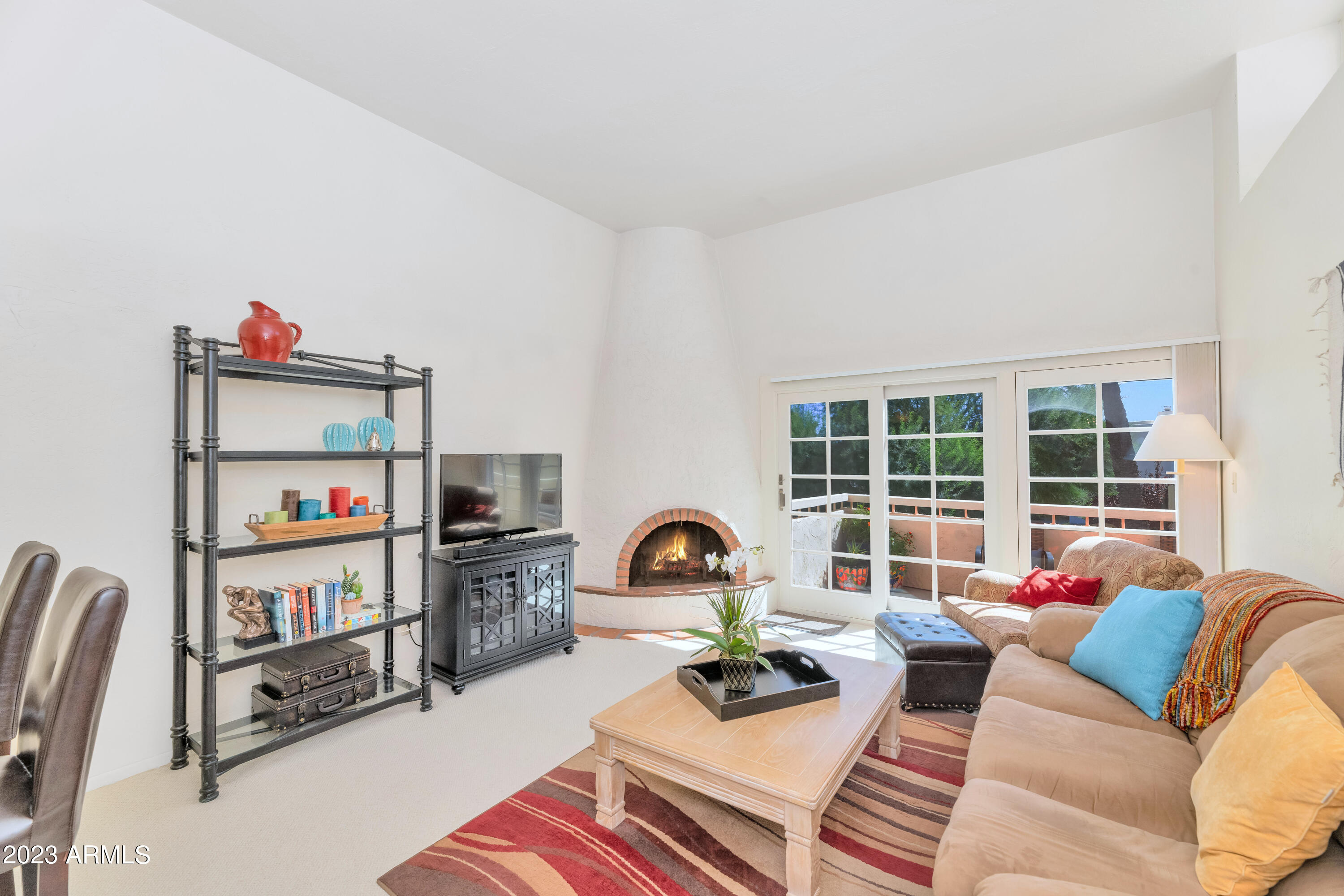 6150 N Scottsdale Road, 52