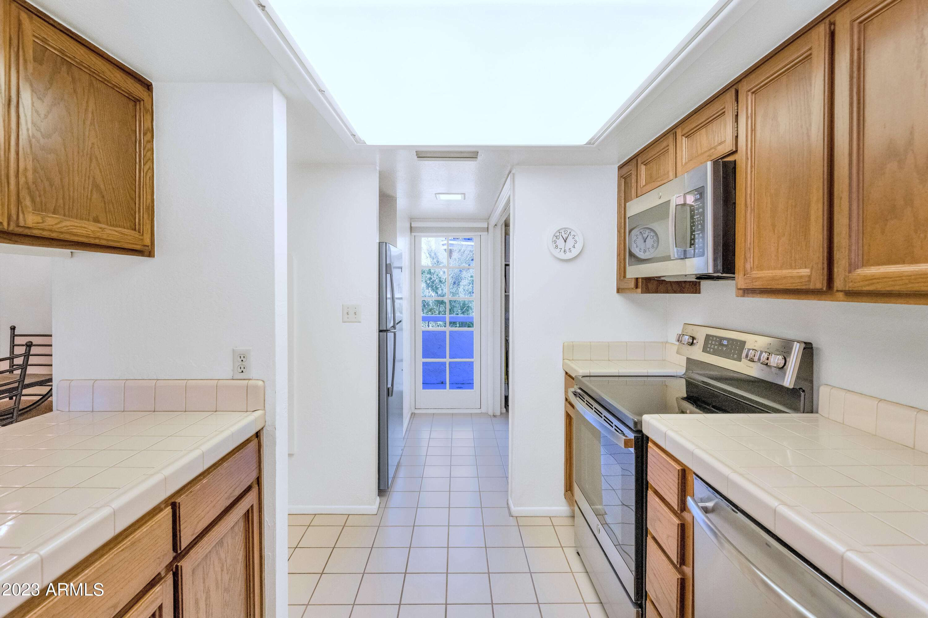 6150 N Scottsdale Road, 52