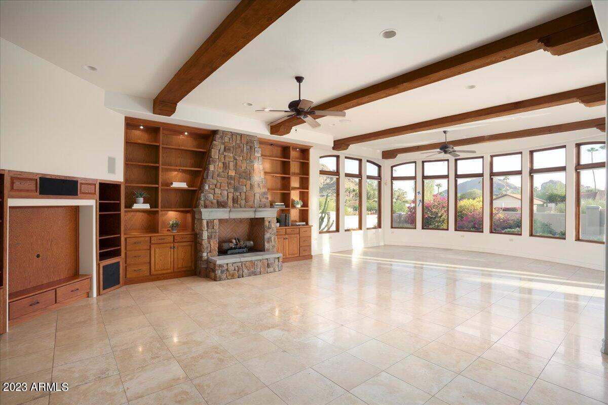 4723 E FOOTHILL Drive