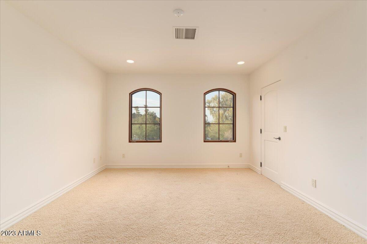 4723 E FOOTHILL Drive