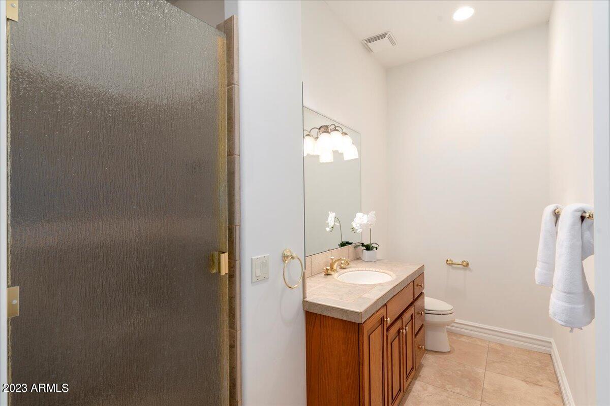 4723 E FOOTHILL Drive