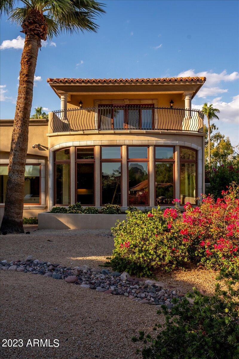 4723 E FOOTHILL Drive