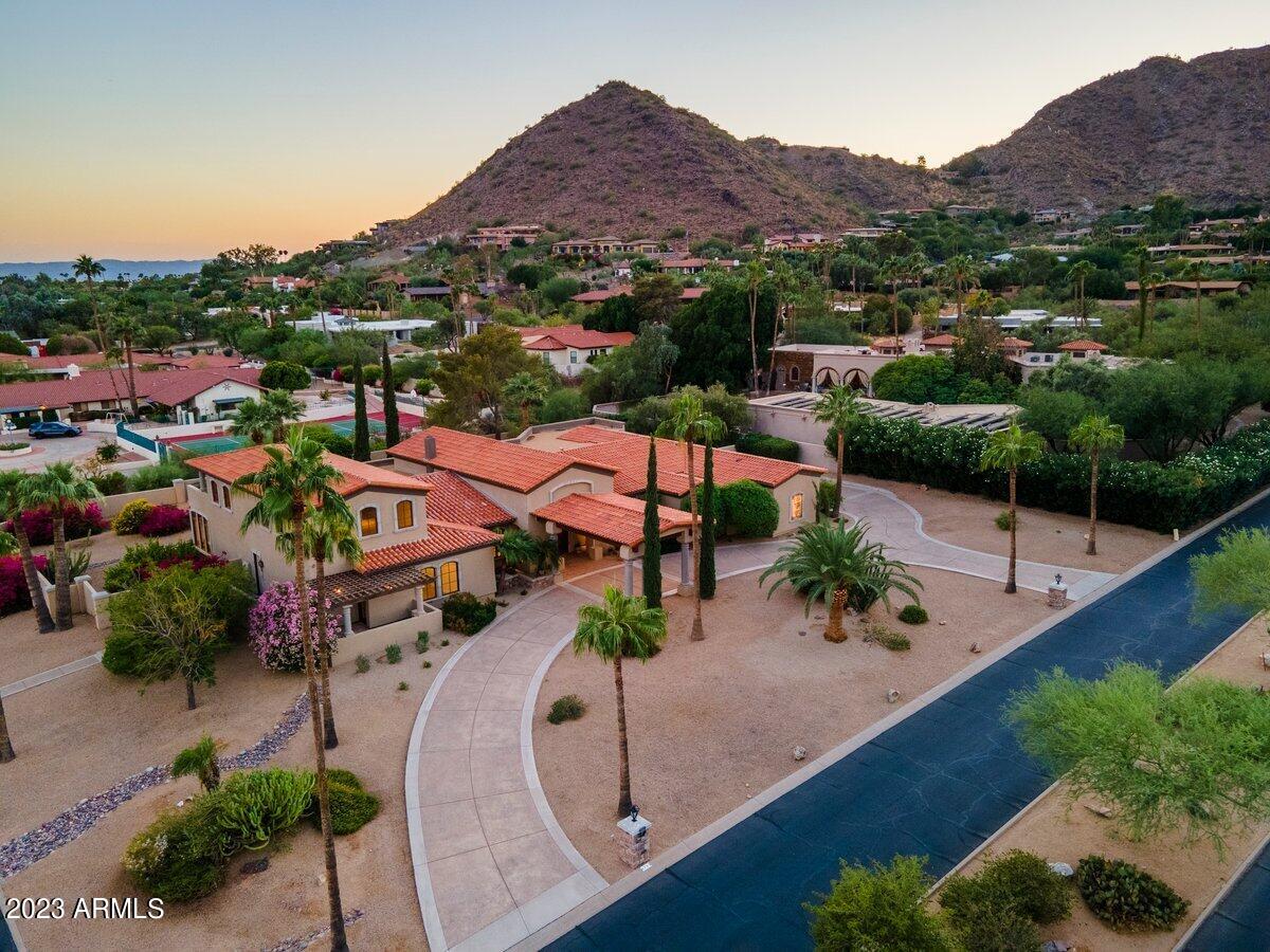 4723 E FOOTHILL Drive