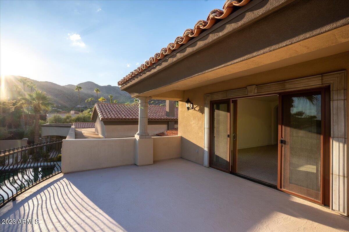 4723 E FOOTHILL Drive
