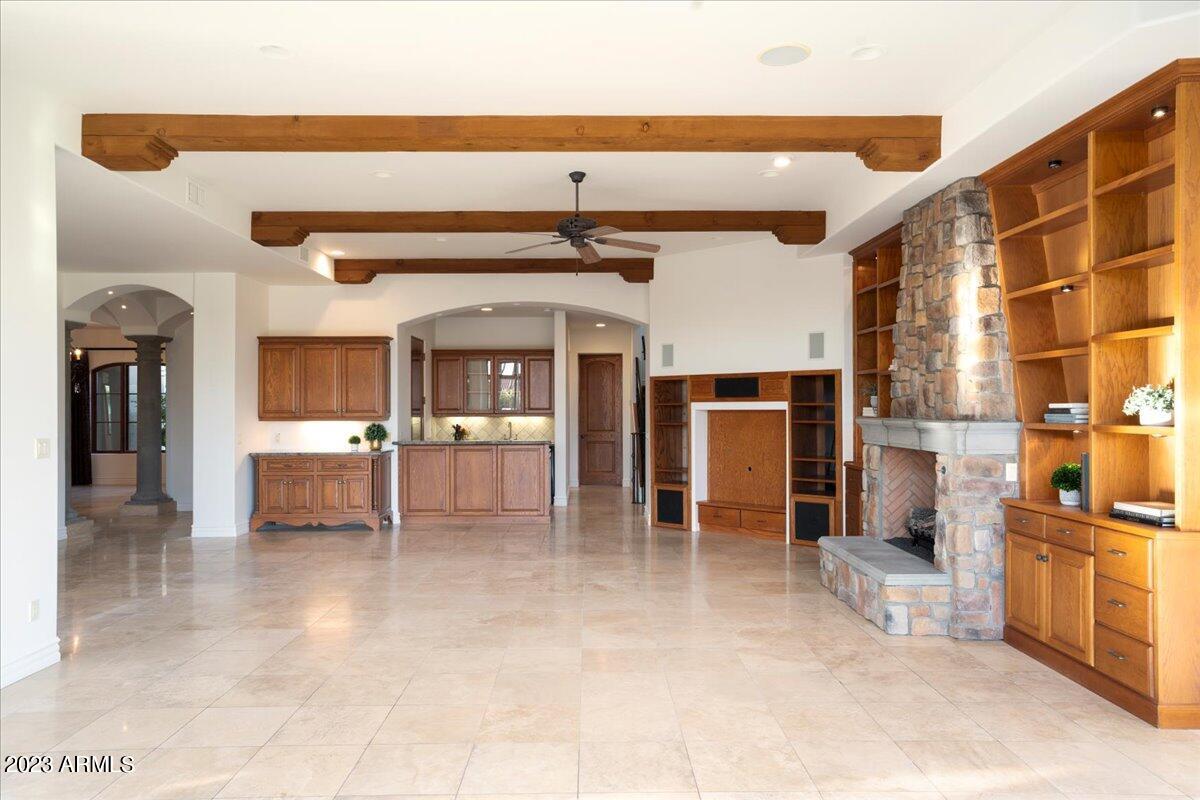 4723 E FOOTHILL Drive