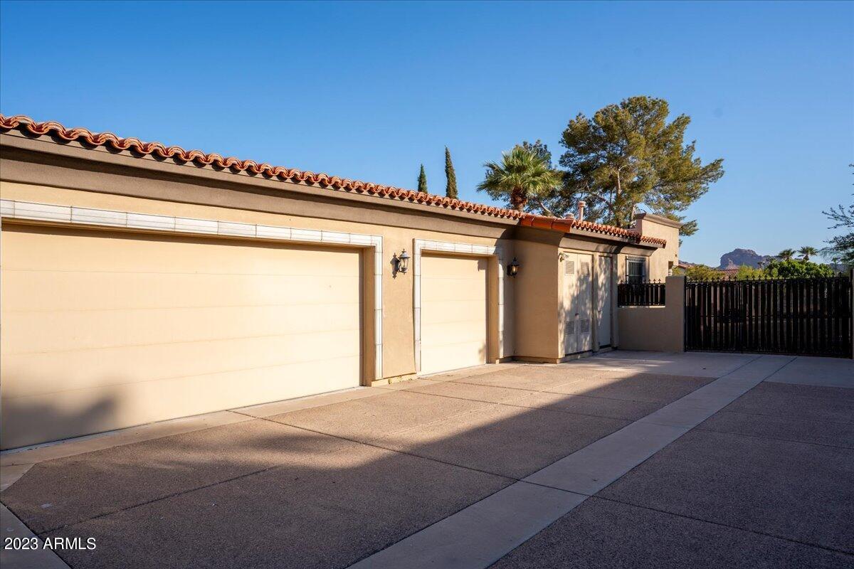 4723 E FOOTHILL Drive