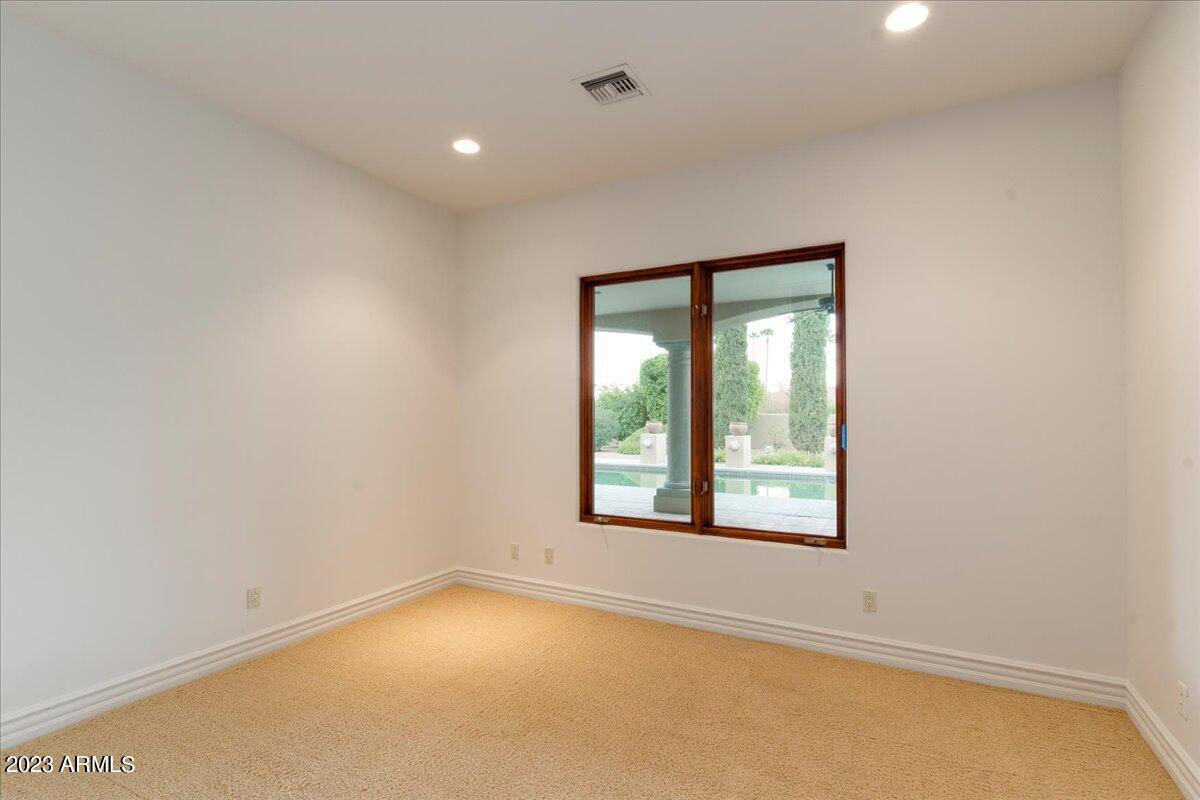 4723 E FOOTHILL Drive